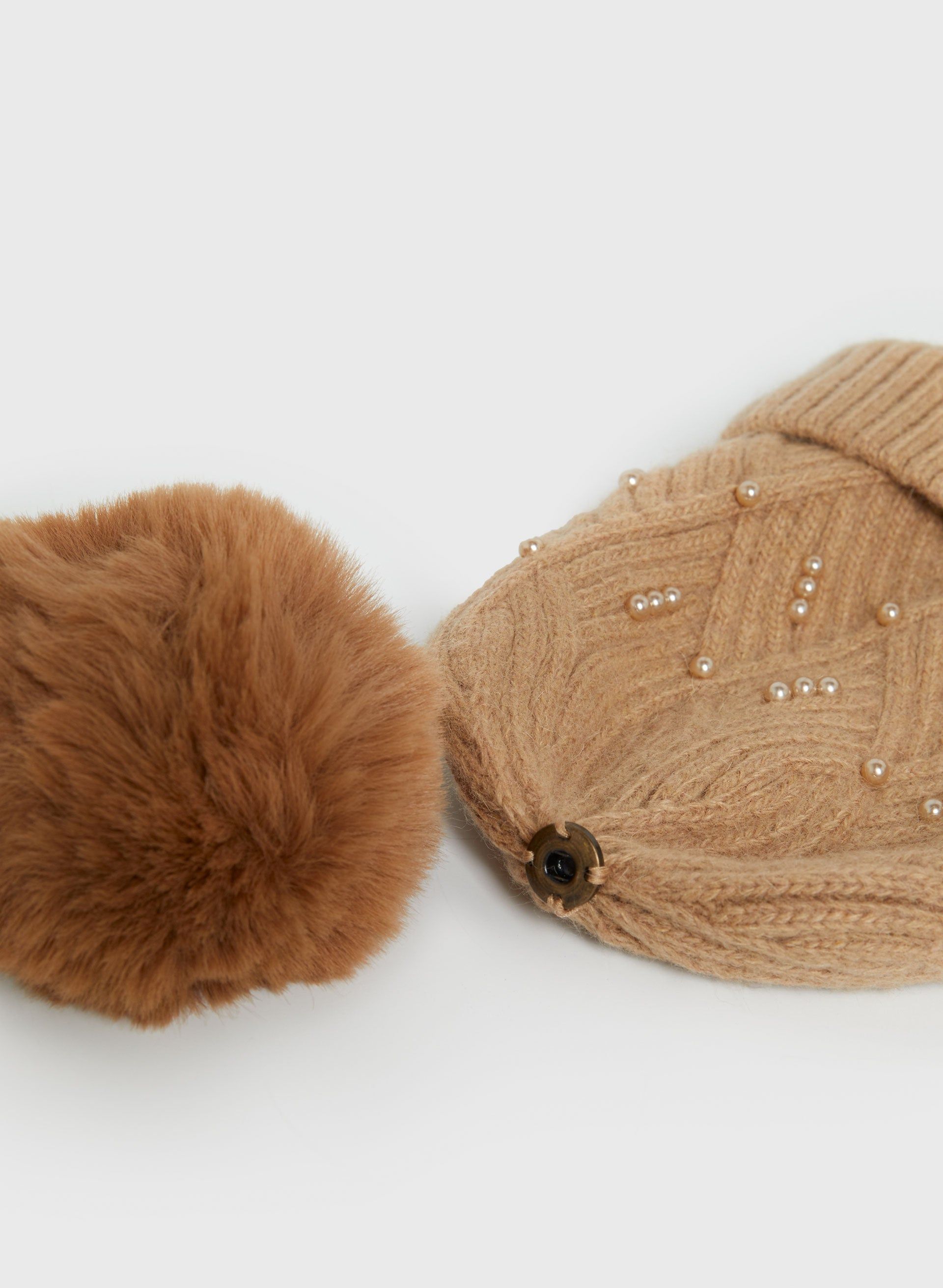 Argyle Knit Pearl Detail Hat sold by Melanie Lyne product image thumbnail 2