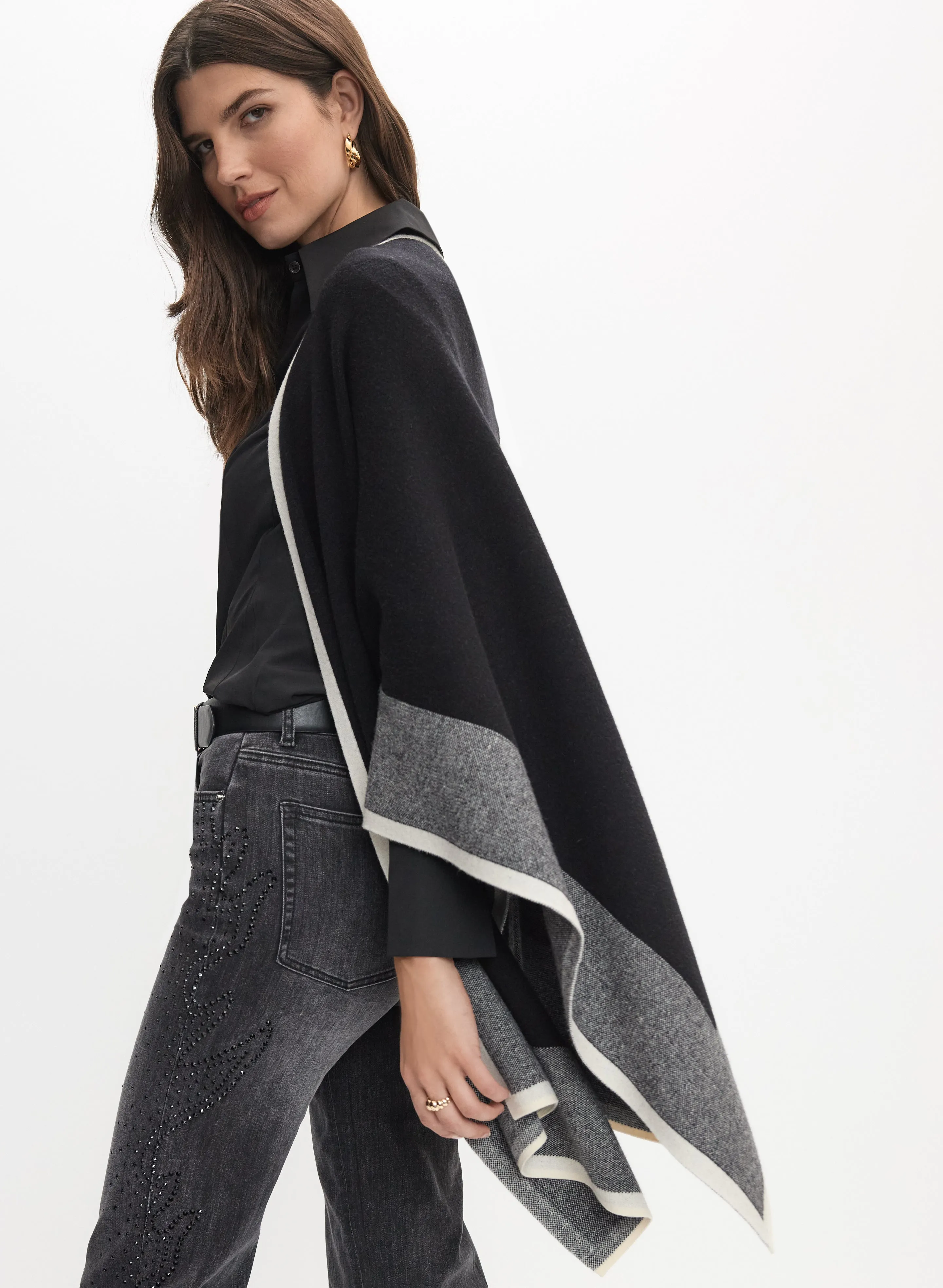 Contrast Border Shawl sold by Melanie Lyne product image thumbnail 4