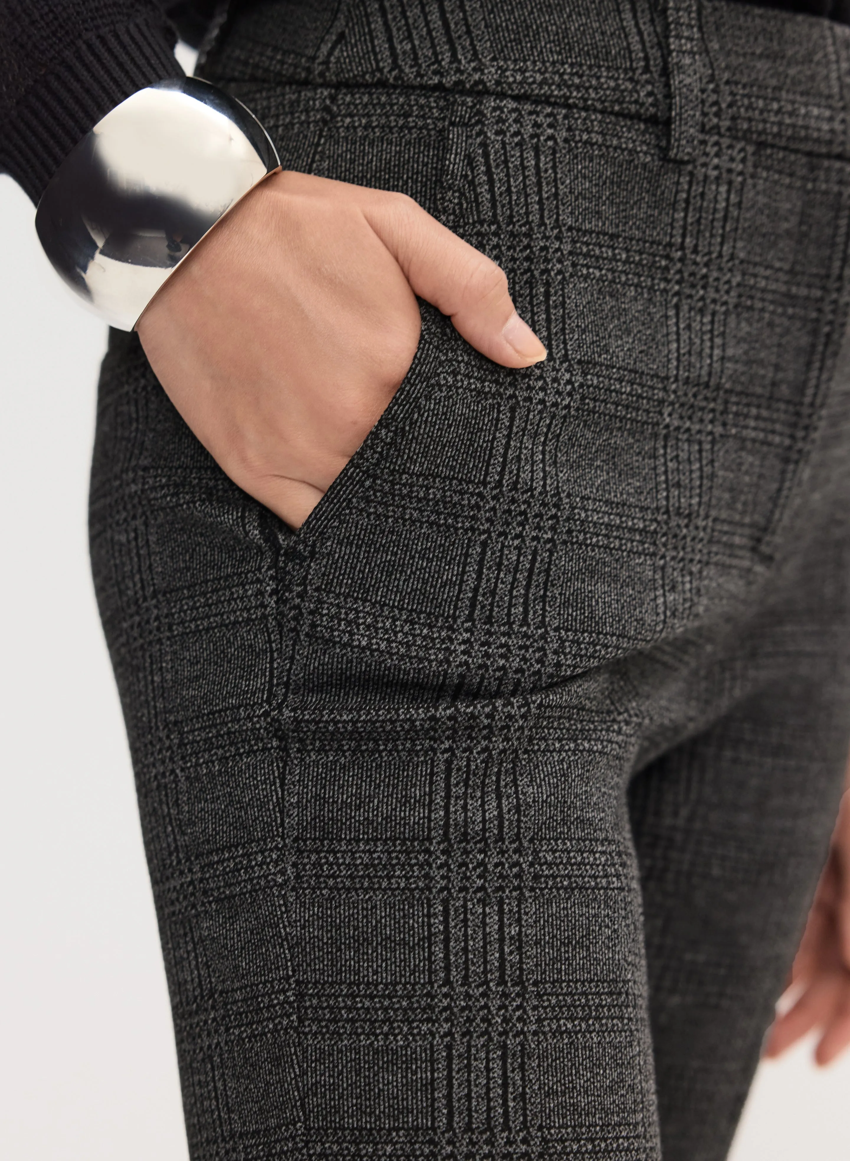 Giselle Plaid Slim-Leg Pants sold by Melanie Lyne product image thumbnail 4