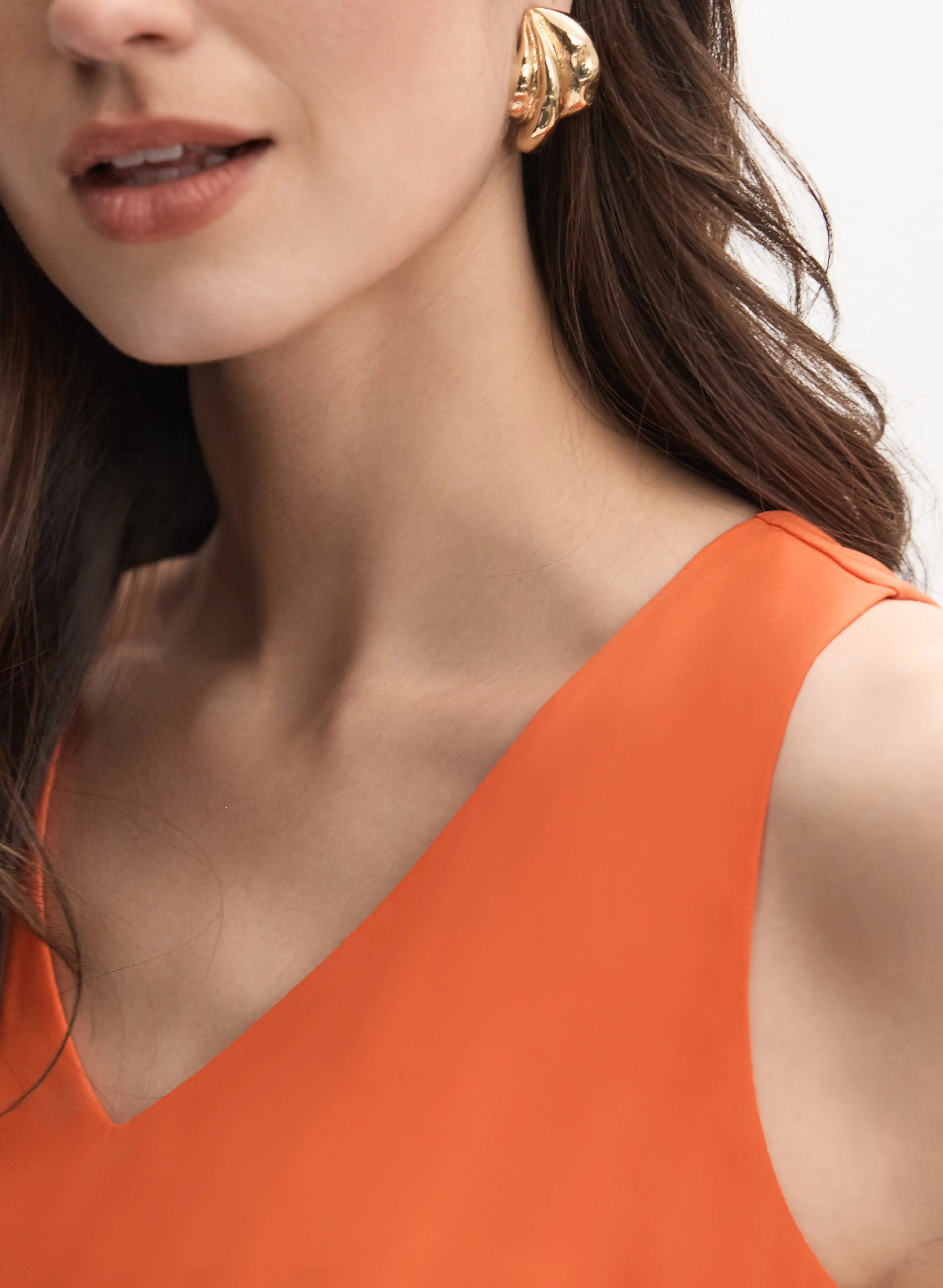 Sleeveless Crepe Blouse sold by Melanie Lyne product image thumbnail 2