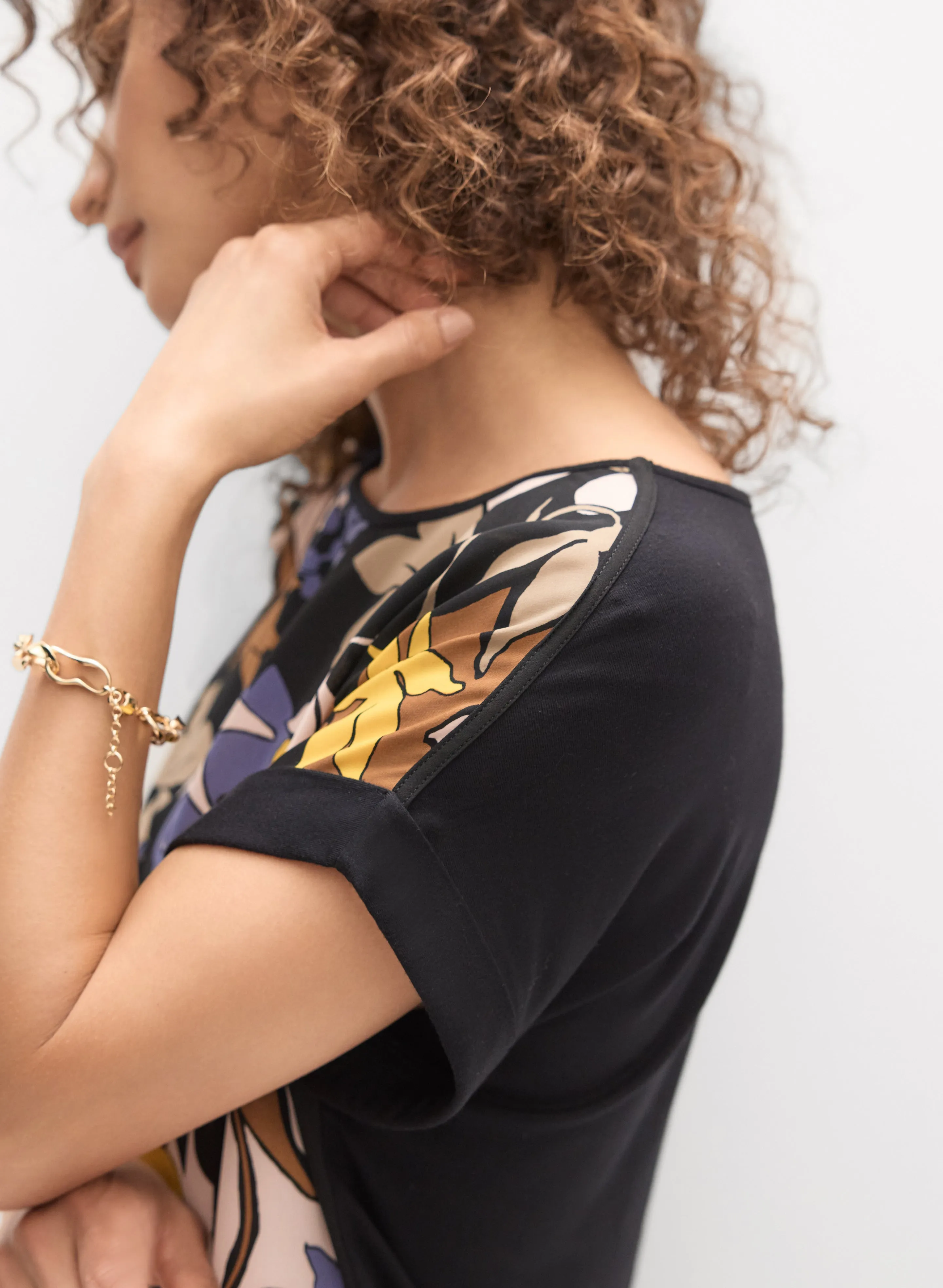 Tropical Floral Top sold by Melanie Lyne product image thumbnail 5