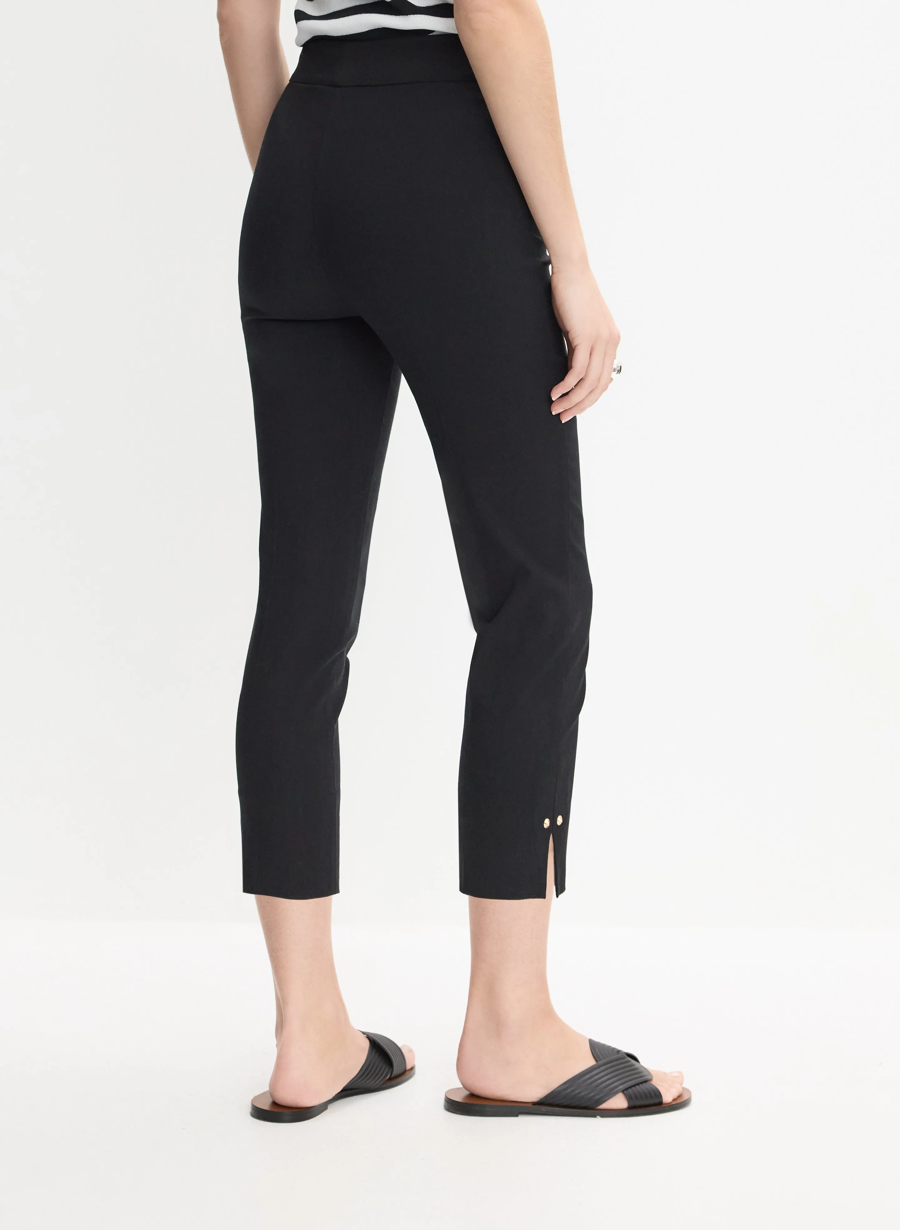 Pull-On Capris sold by Melanie Lyne product image thumbnail 3