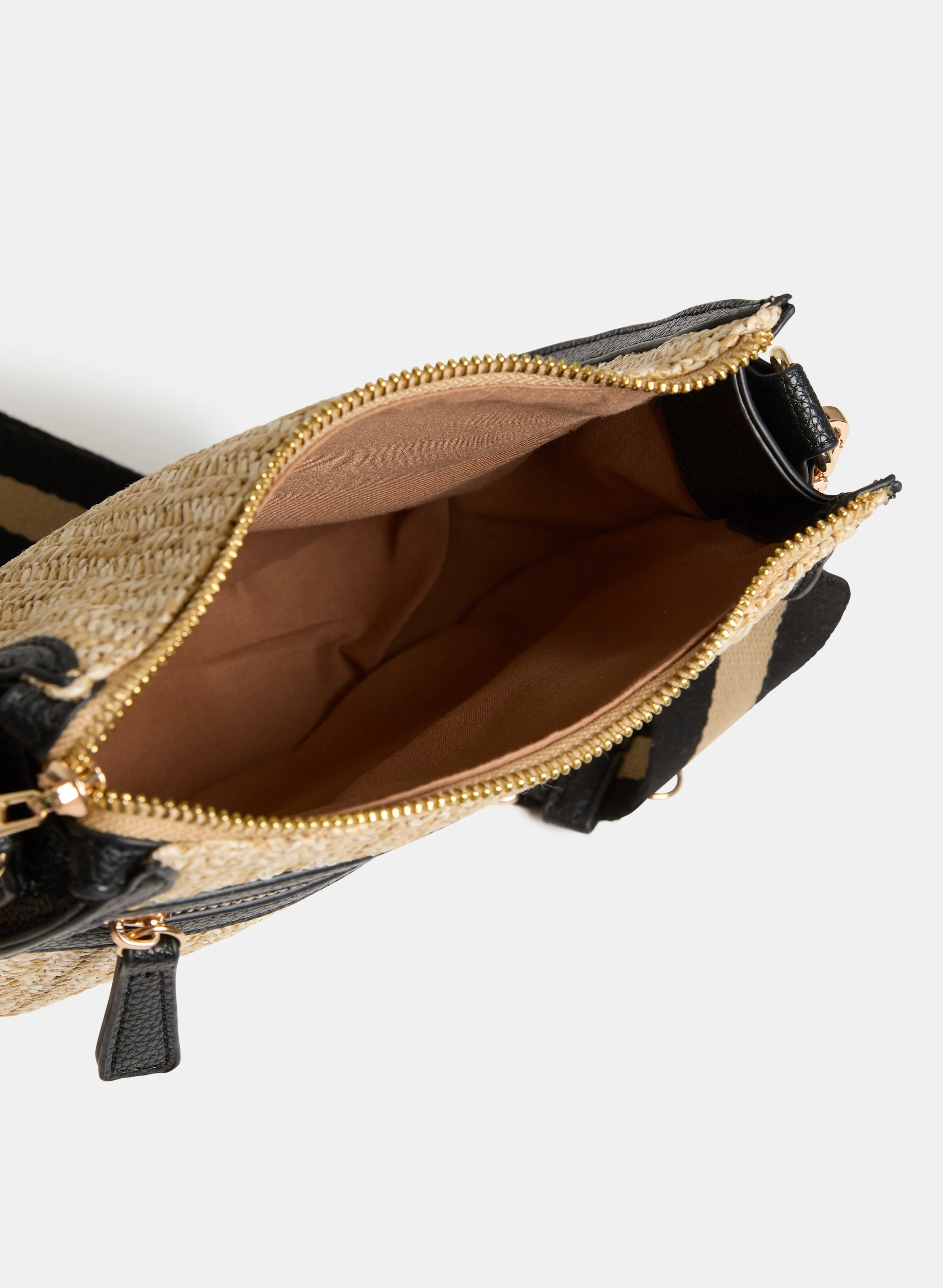 Straw Crossbody Bag sold by Melanie Lyne product image thumbnail 4