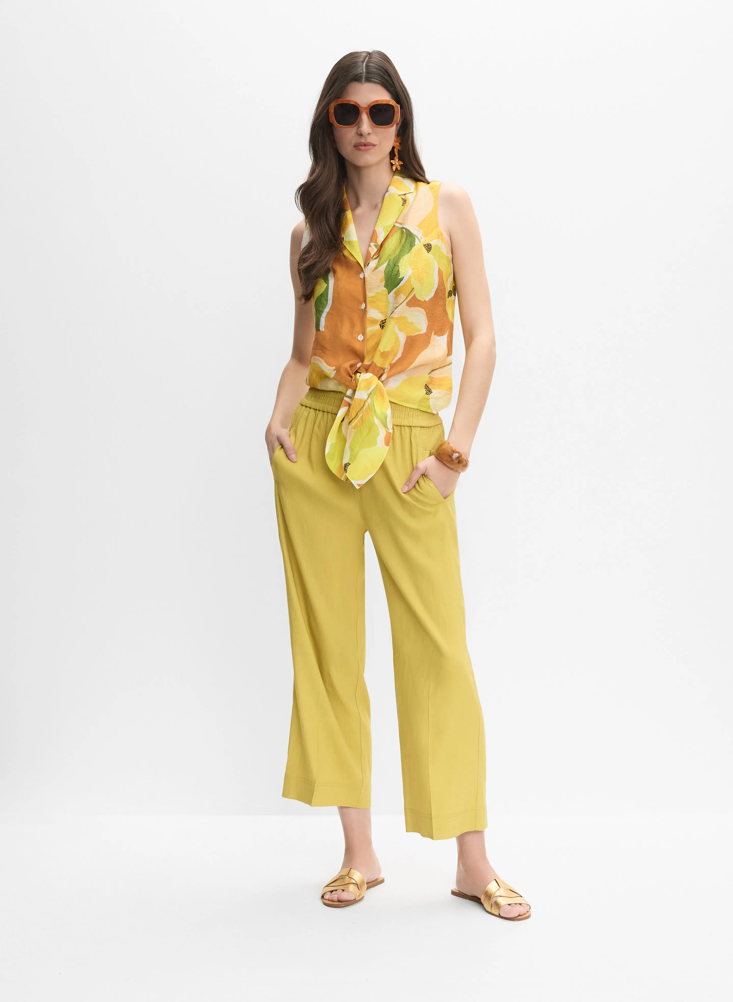 Floral Sleeveless Blouse sold by Melanie Lyne product image thumbnail 3