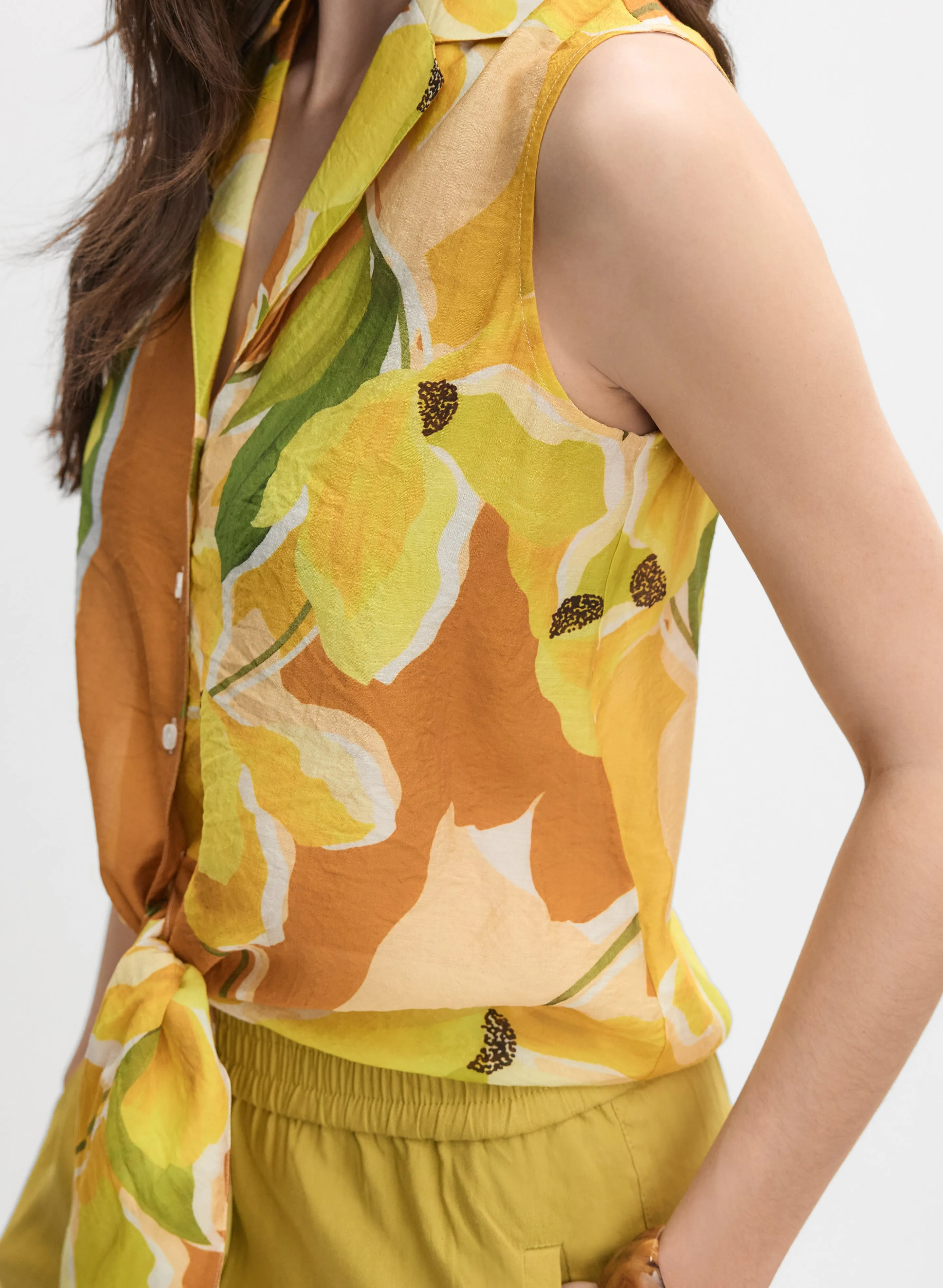 Floral Sleeveless Blouse sold by Melanie Lyne product image thumbnail 2