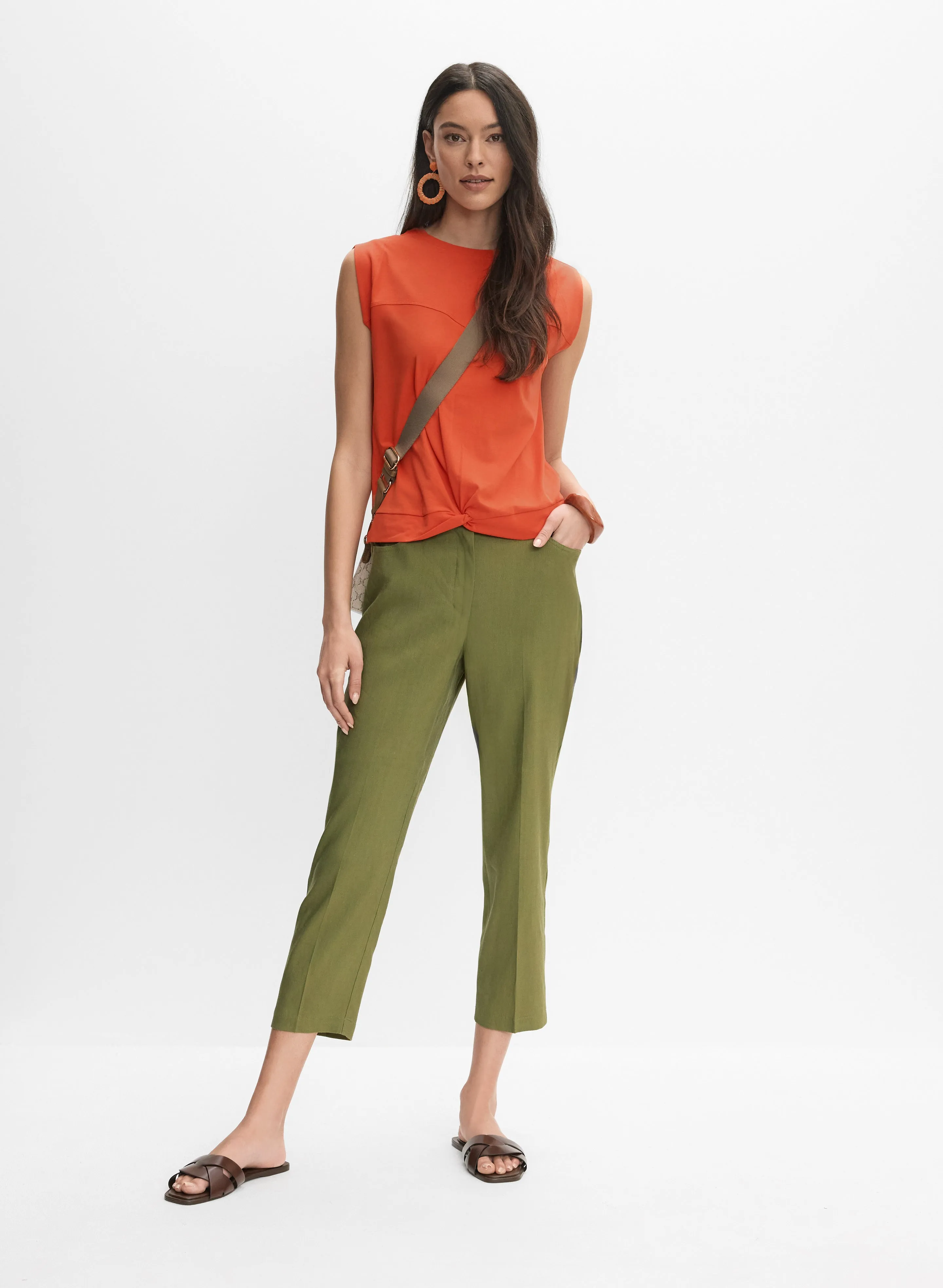 Linen-Blend Capris sold by Melanie Lyne product image thumbnail 3