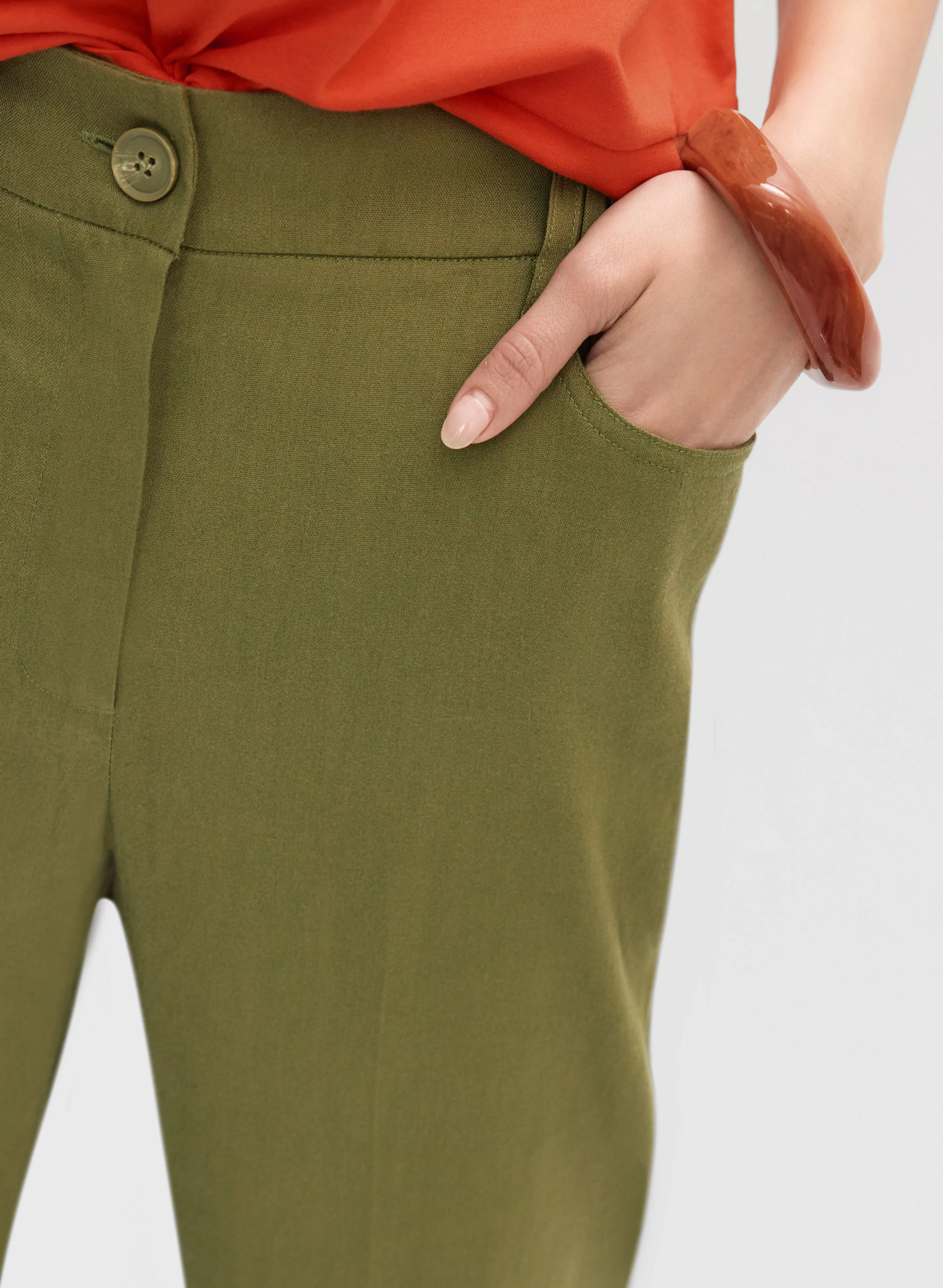 Linen-Blend Capris sold by Melanie Lyne product image thumbnail 4