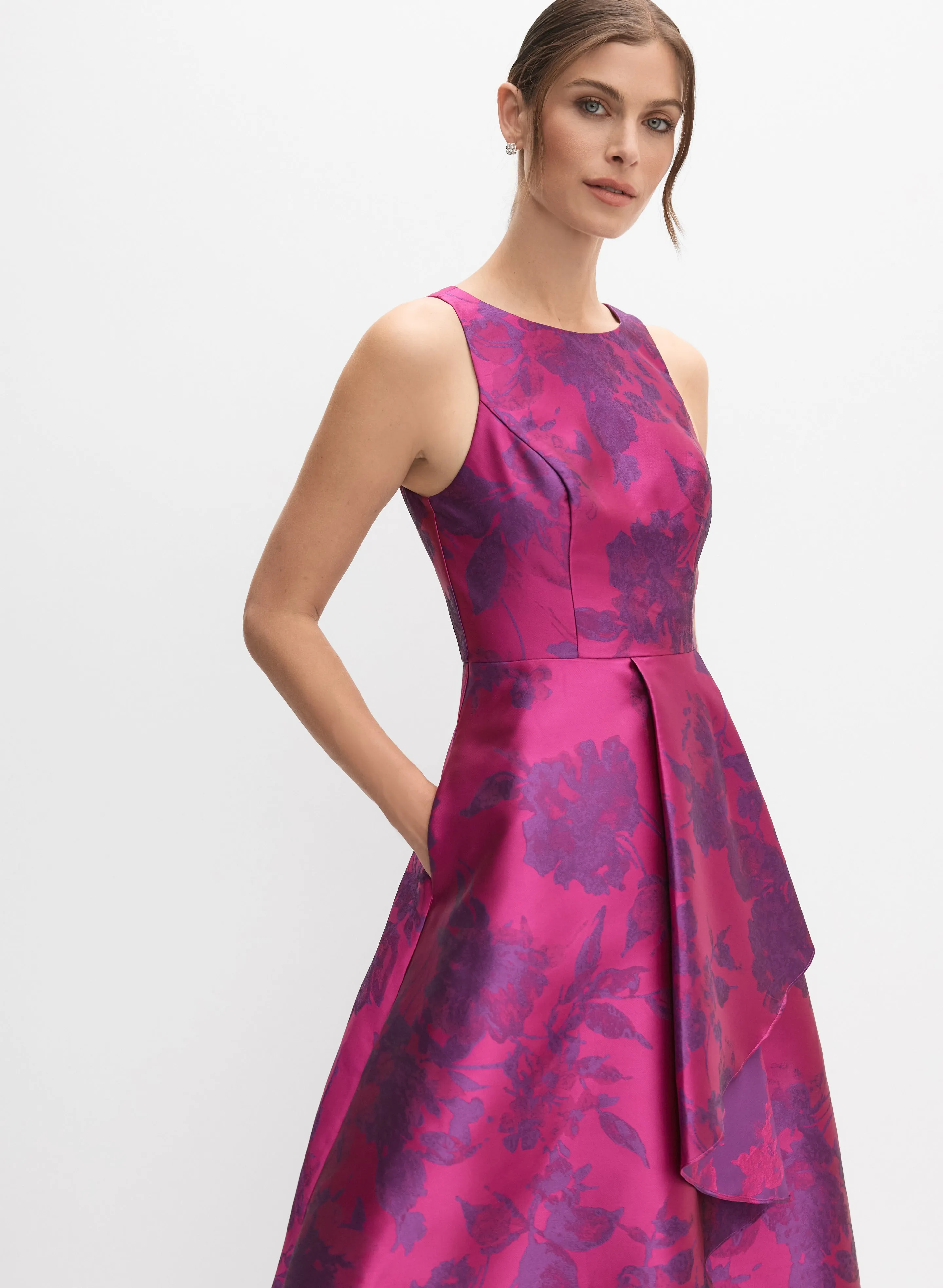 Jacquard Fit & Flare Dress sold by Melanie Lyne product image thumbnail 5