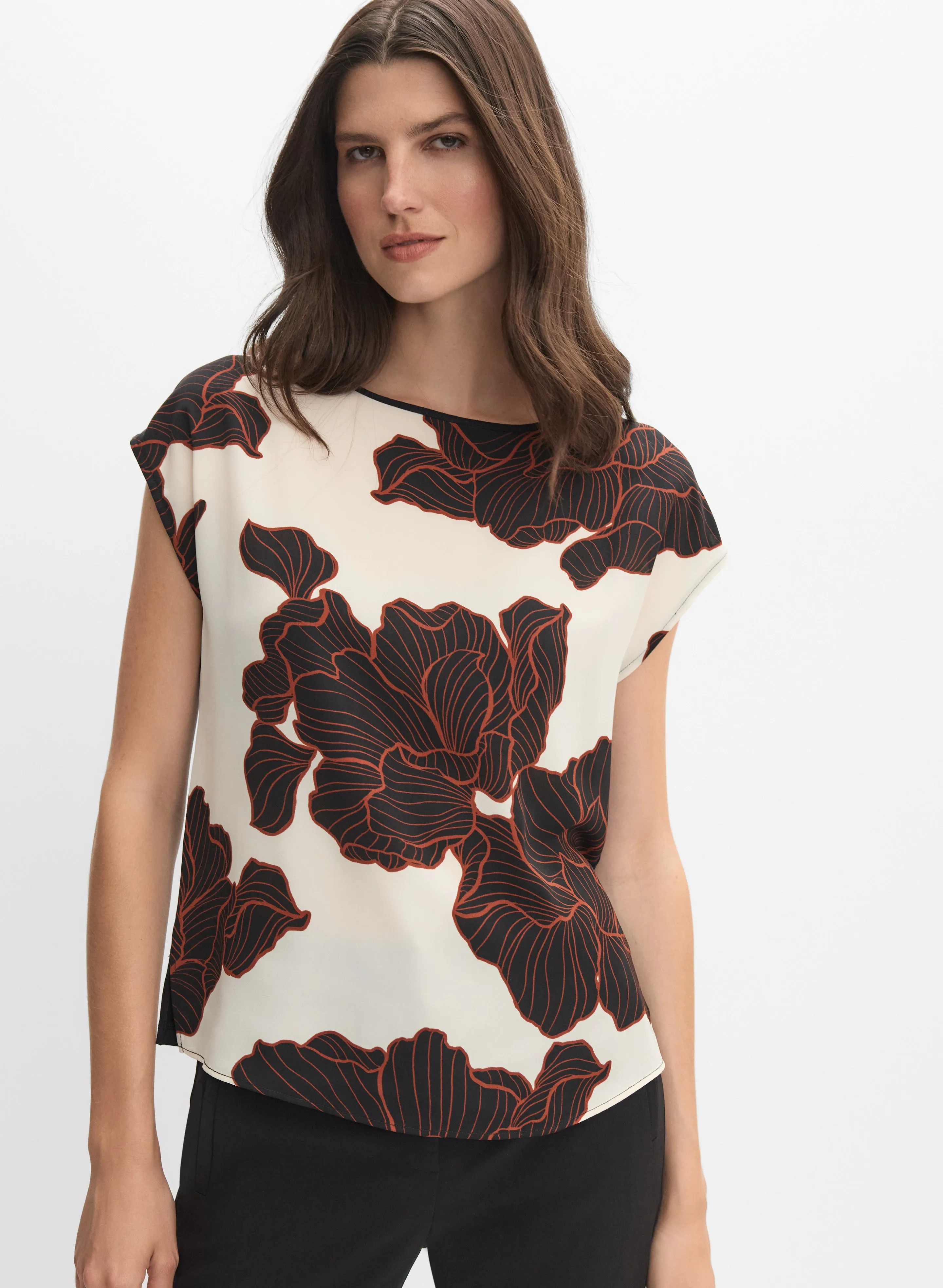 Graphic Floral Top sold by Melanie Lyne product image thumbnail 5