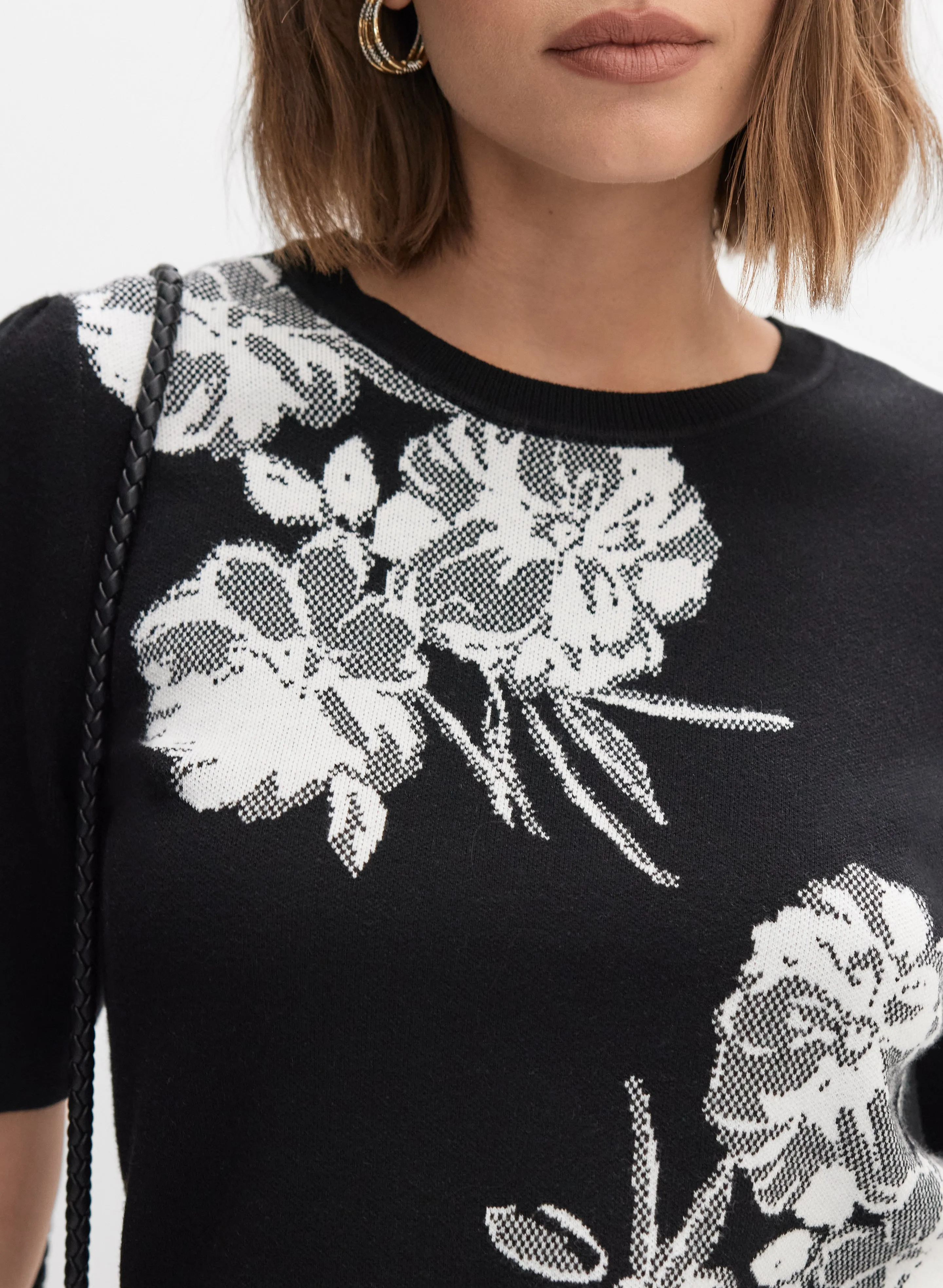 Floral Jacquard Sweater sold by Melanie Lyne product image thumbnail 5