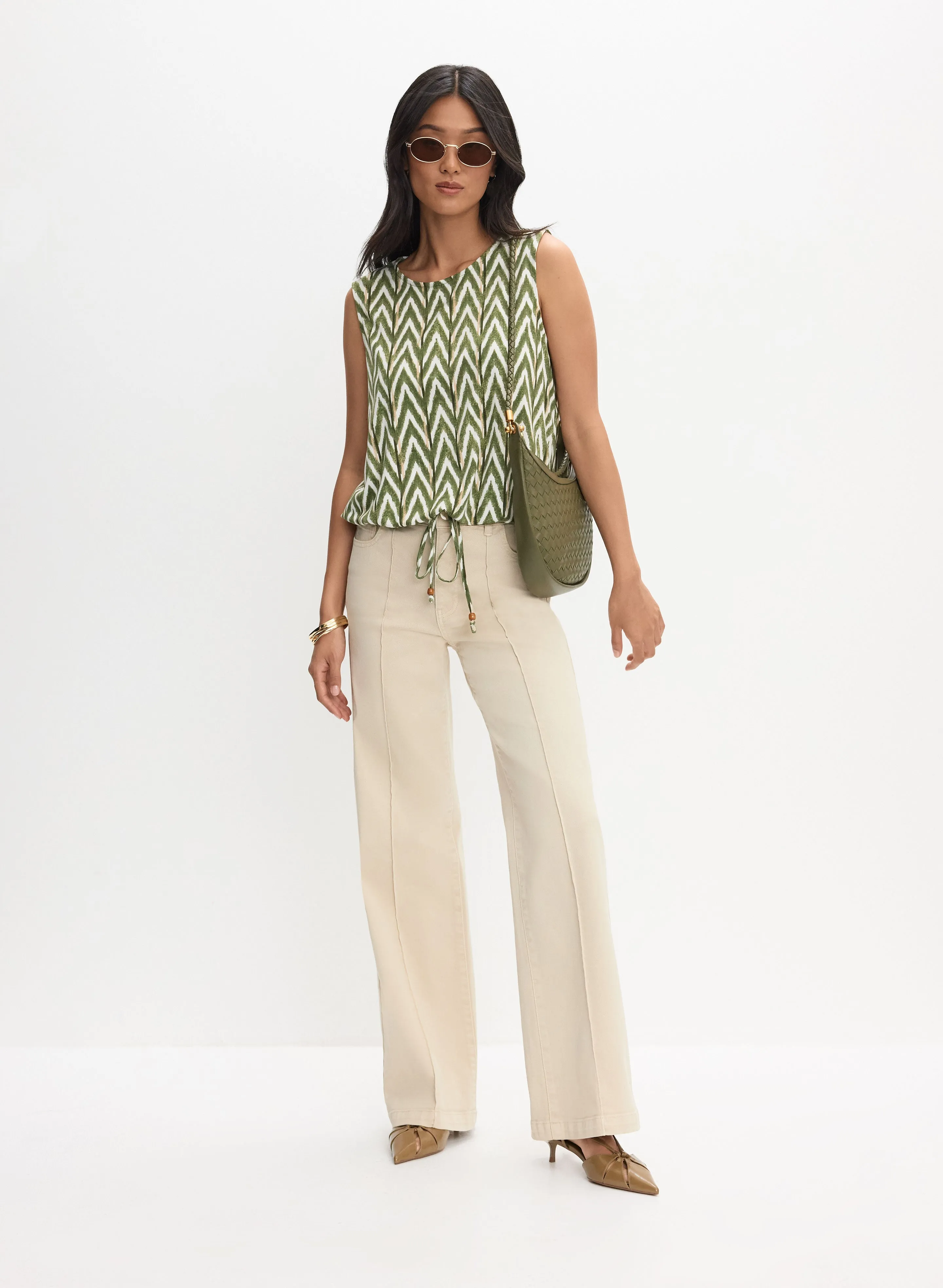 Sleeveless Geometric Top sold by Melanie Lyne product image thumbnail 3