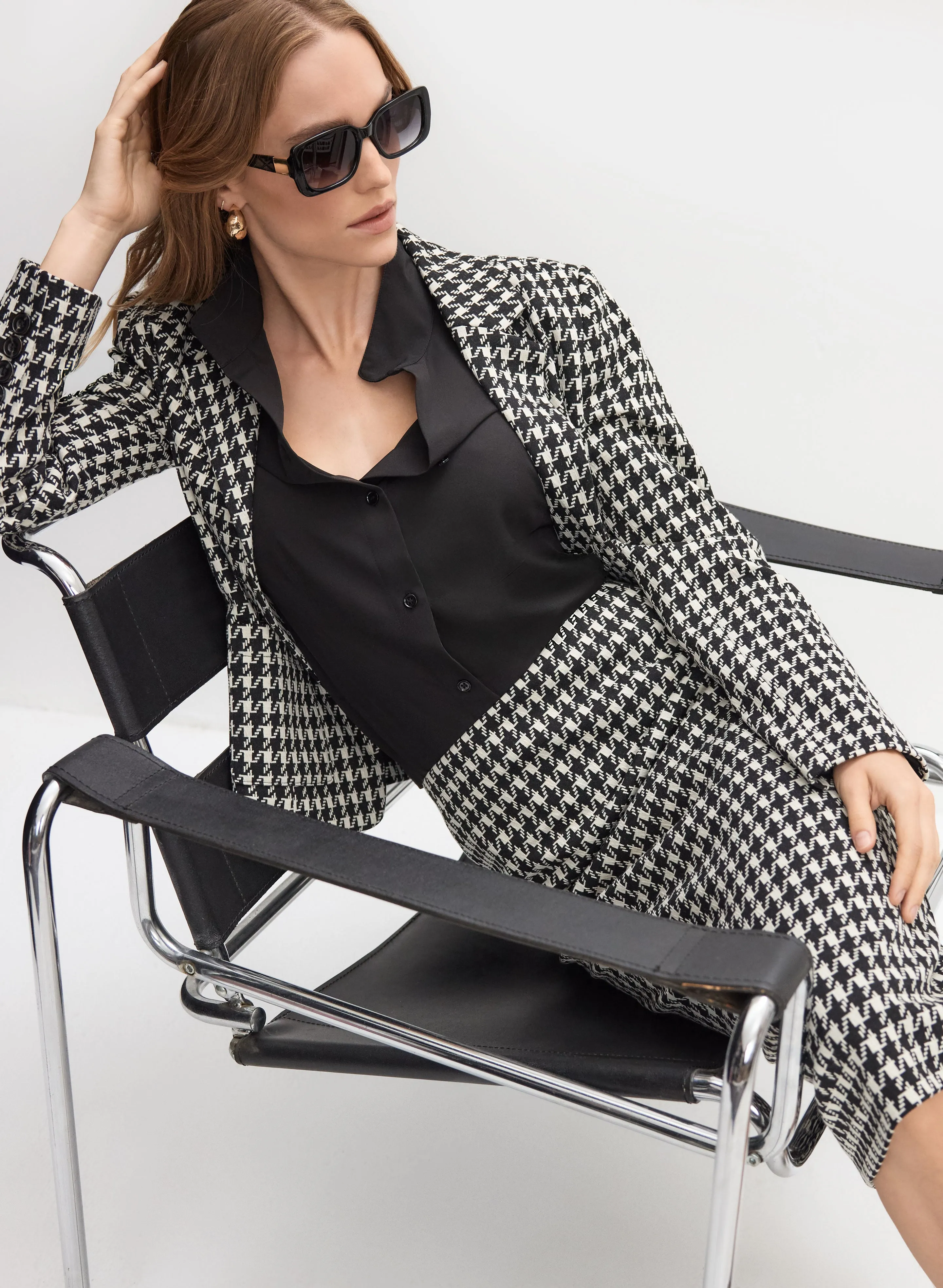 Houndstooth Pencil Skirt sold by Melanie Lyne product image thumbnail 5