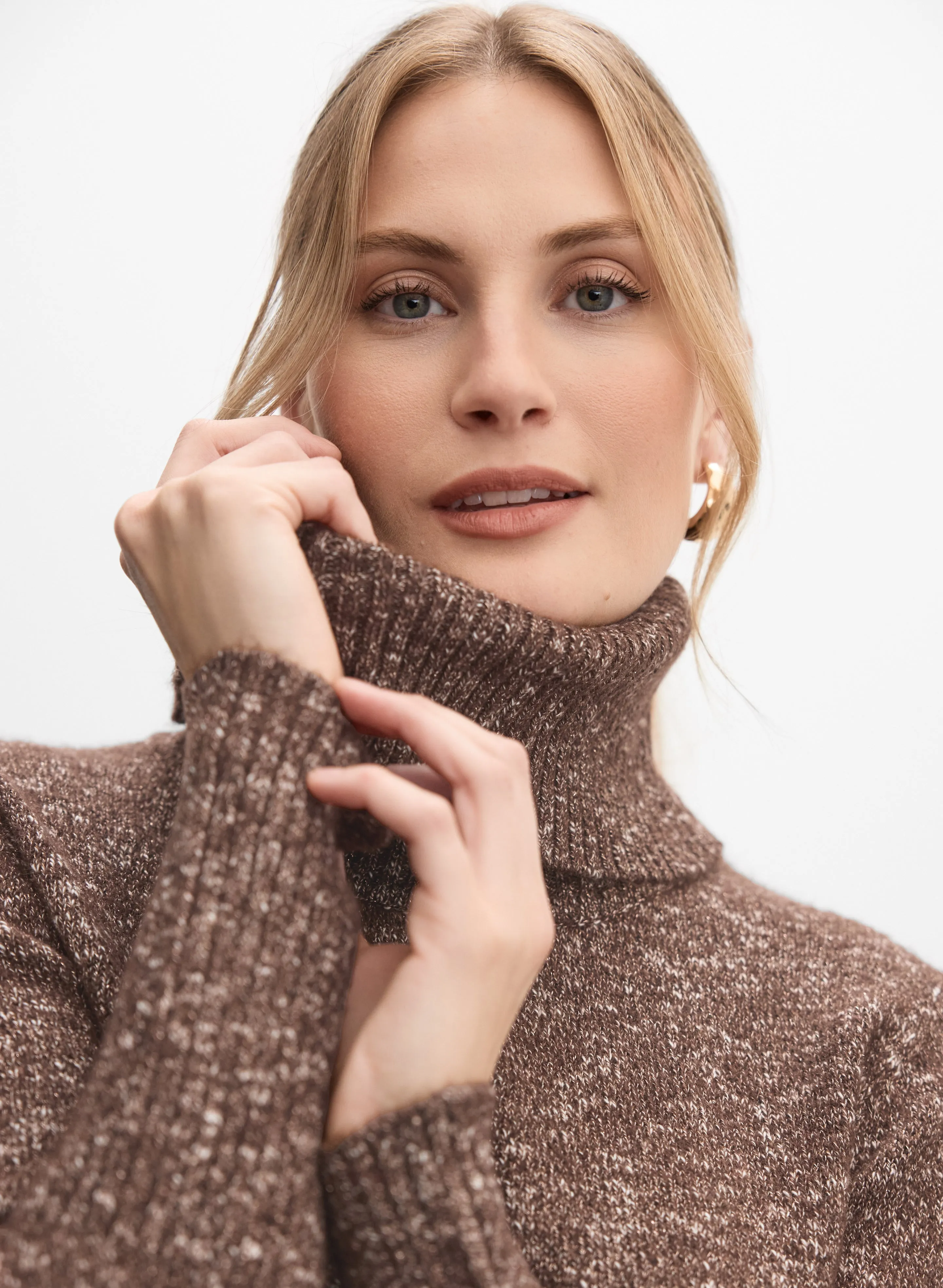 Ribbed Turtleneck Sweater sold by Melanie Lyne product image thumbnail 2