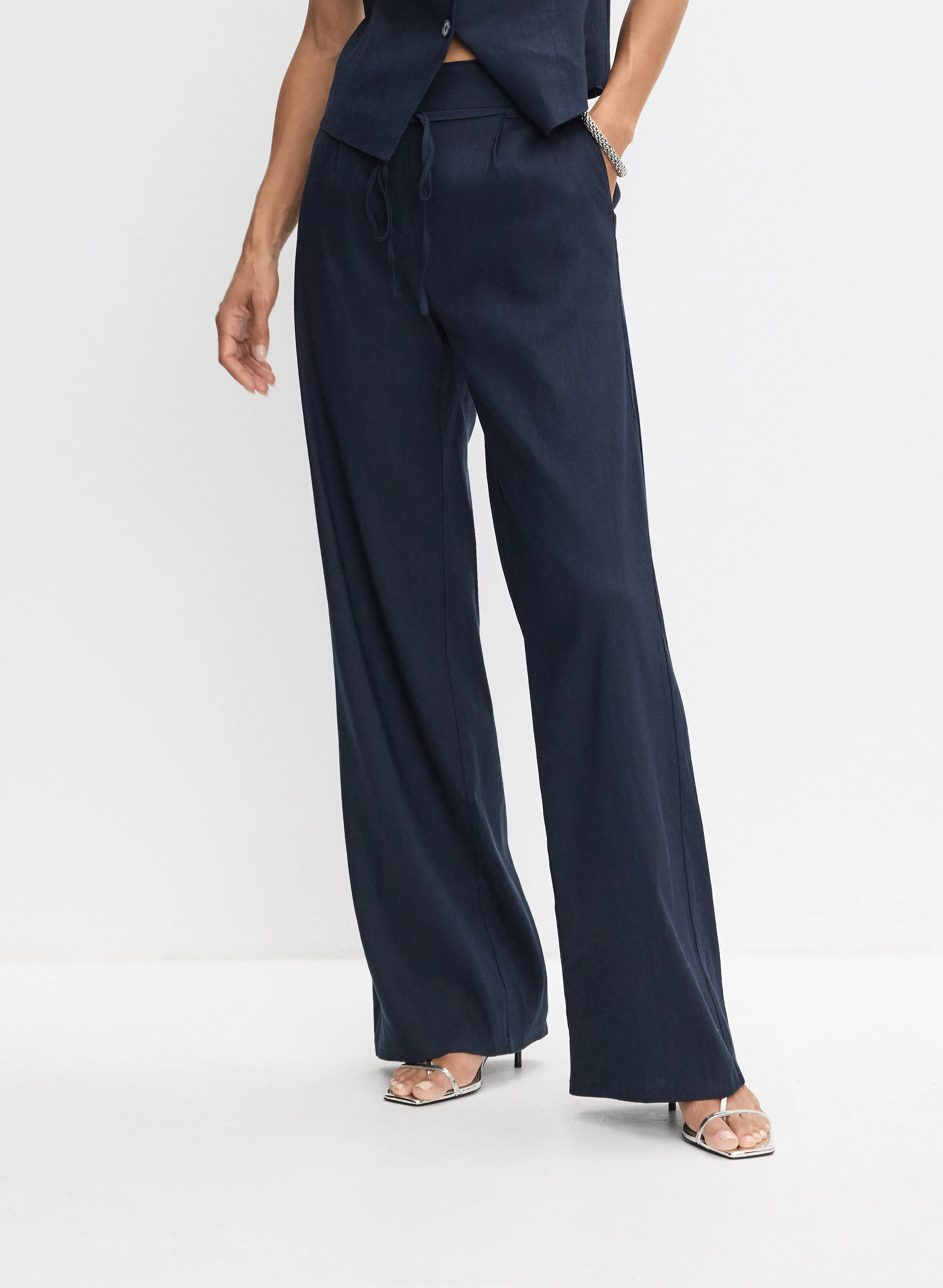 Soho Linen-Blend Pants sold by Melanie Lyne