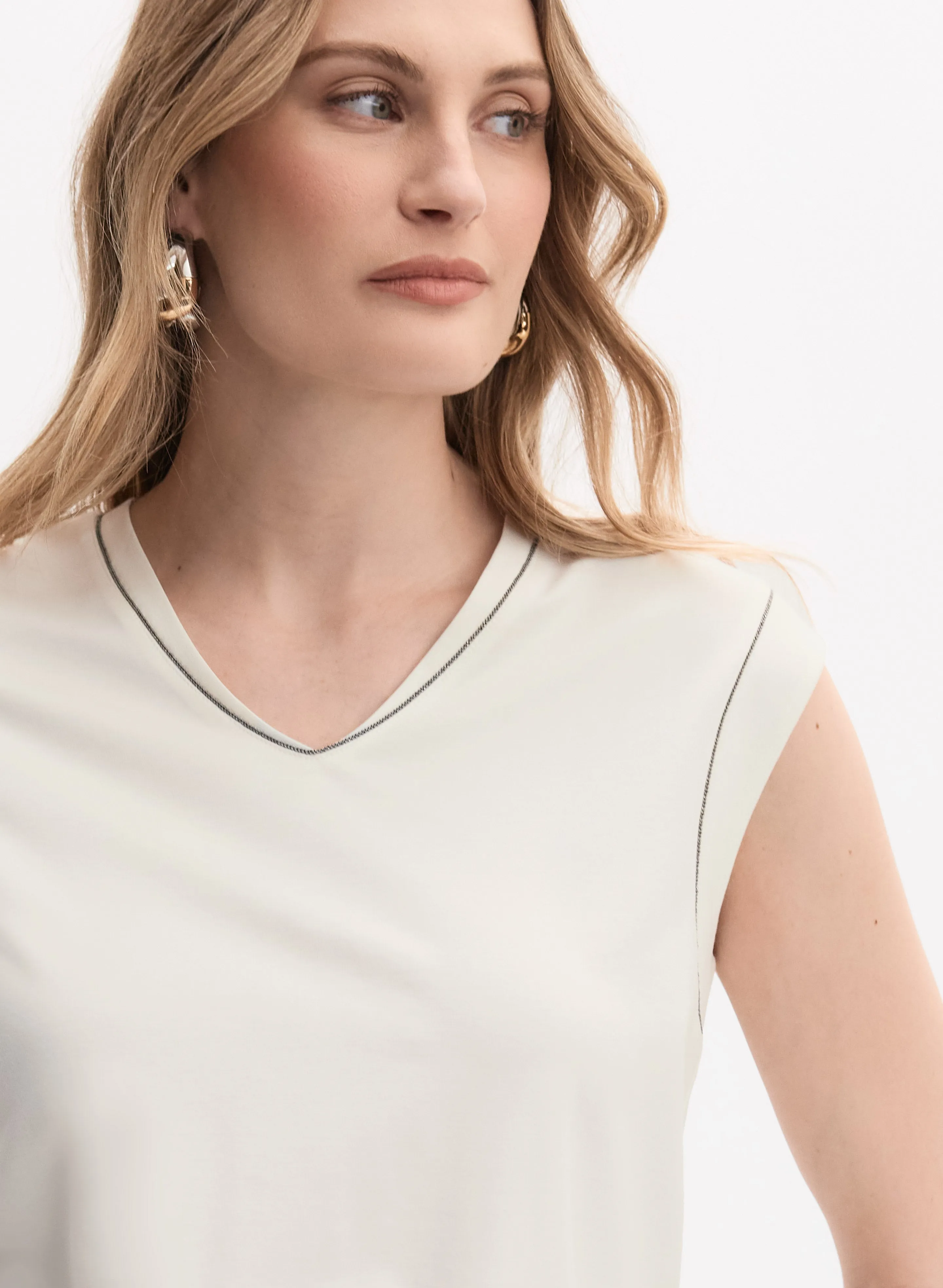 Chain Detail T-Shirt sold by Melanie Lyne product image thumbnail 2