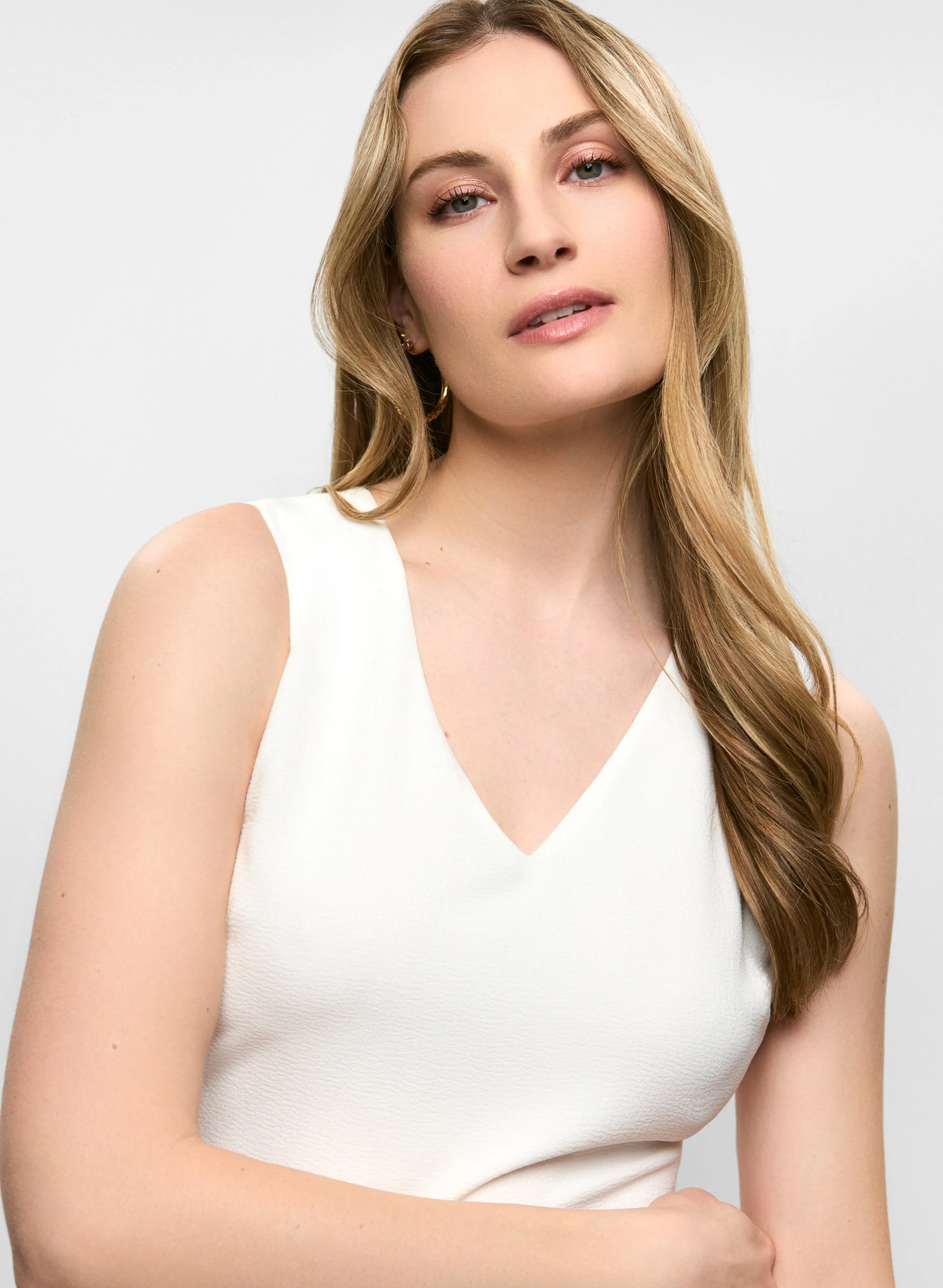 Crepe V-Neck Jumpsuit sold by Melanie Lyne product image thumbnail 5