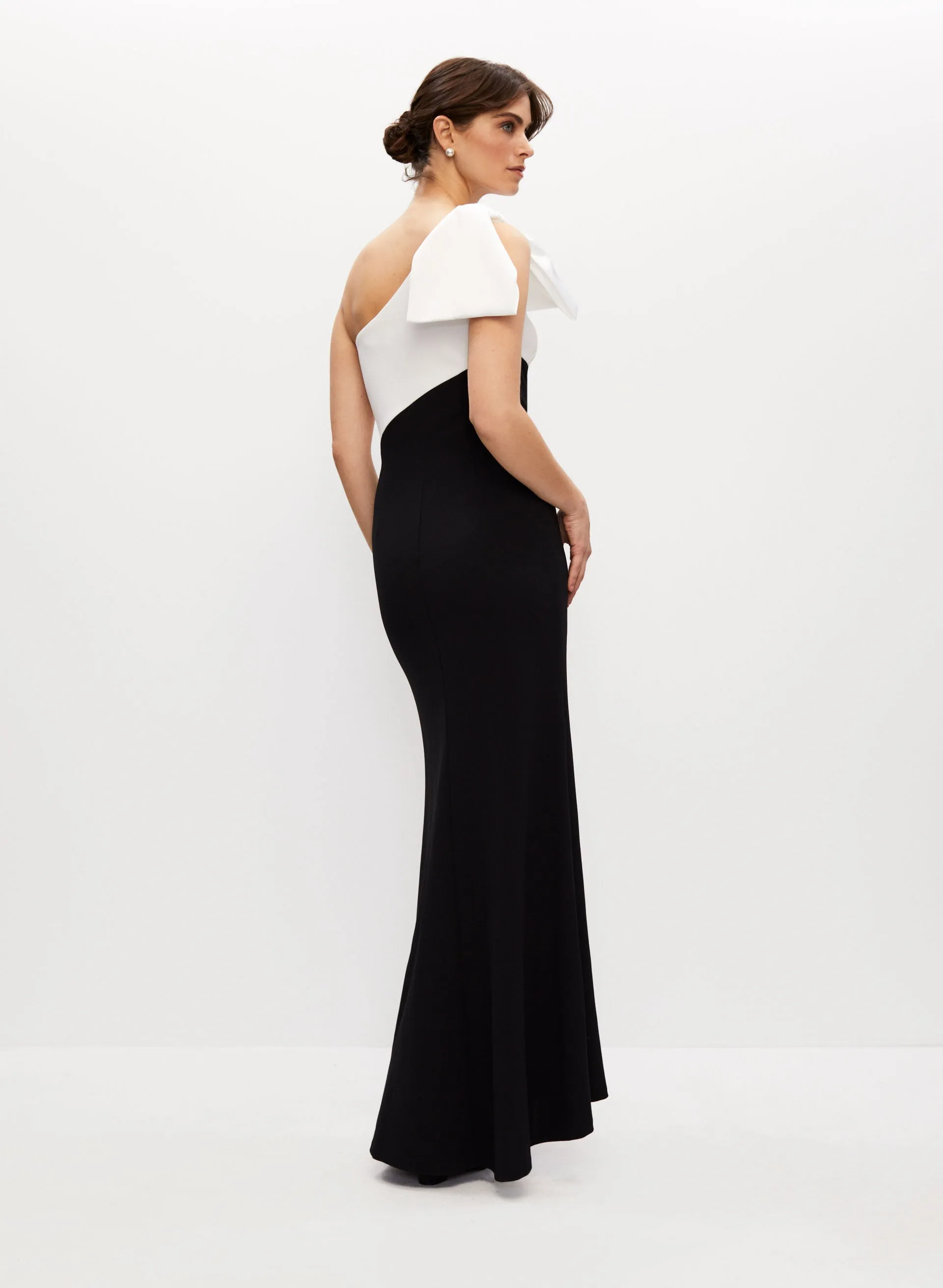 Eliza J - Oversized Bow Detail Dress sold by Melanie Lyne product image thumbnail 2