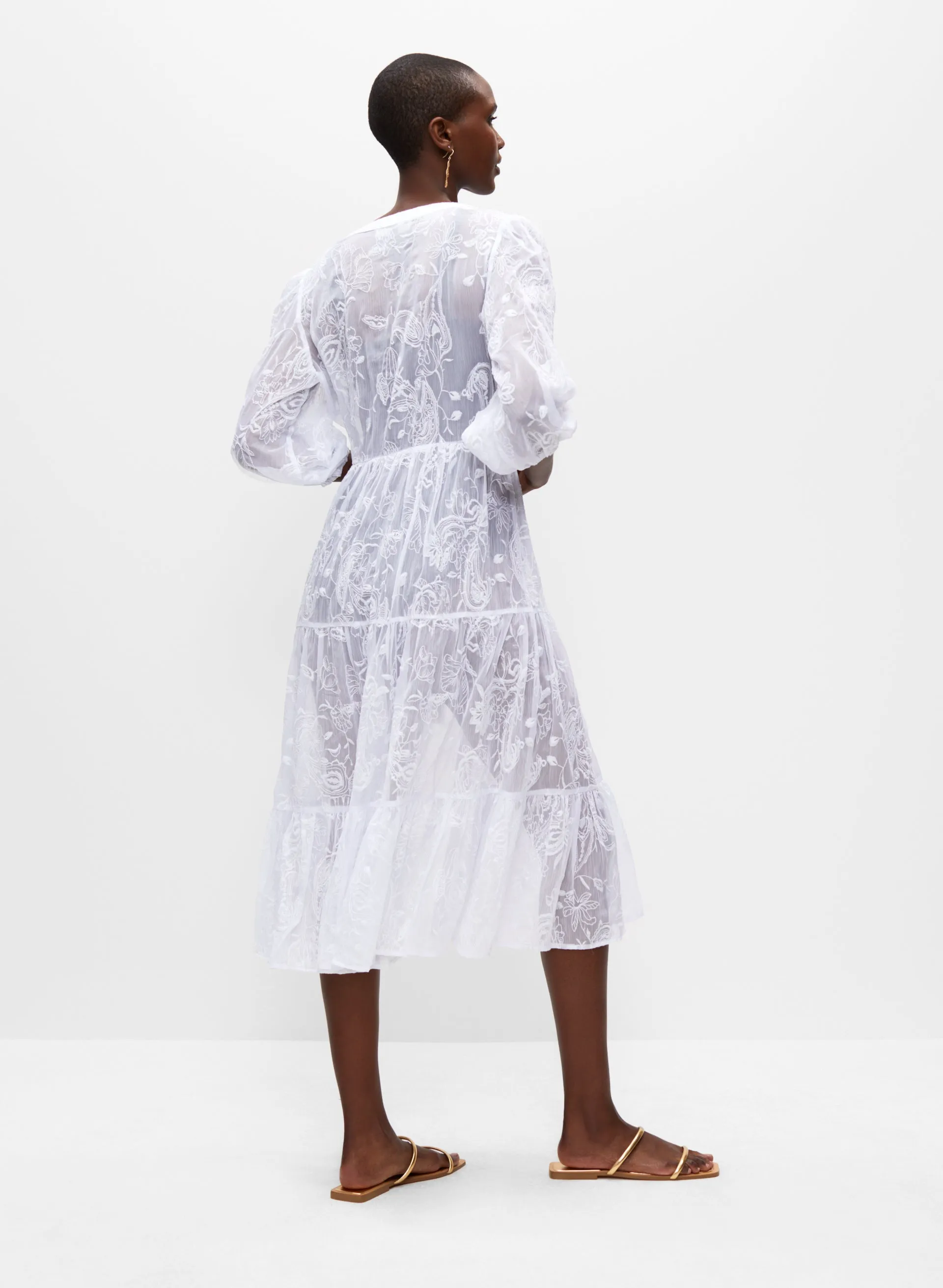 Embroidered 3/4 Sleeve Duster sold by Melanie Lyne product image thumbnail 4