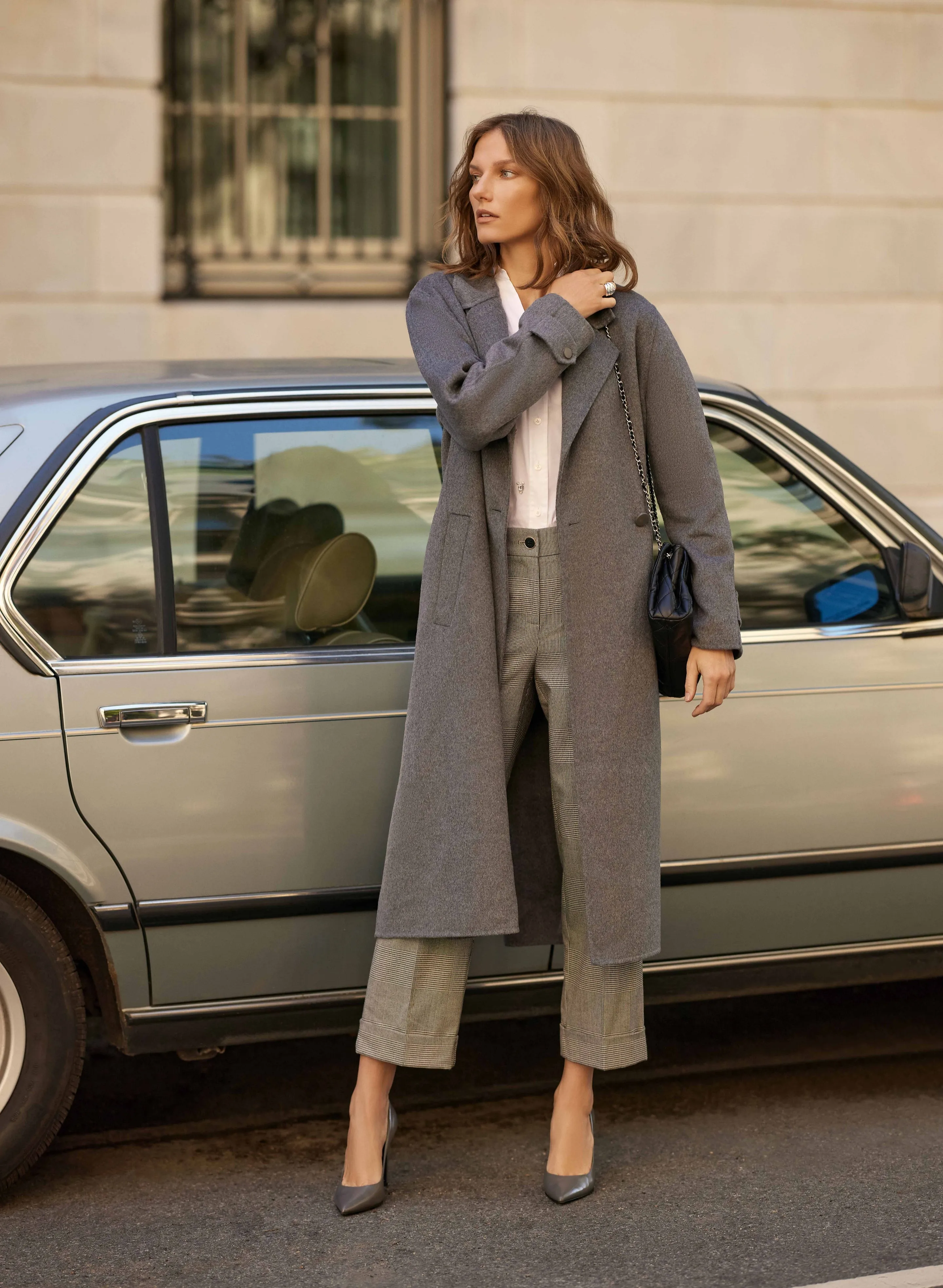 The New 9 to 5 sold by Melanie Lyne