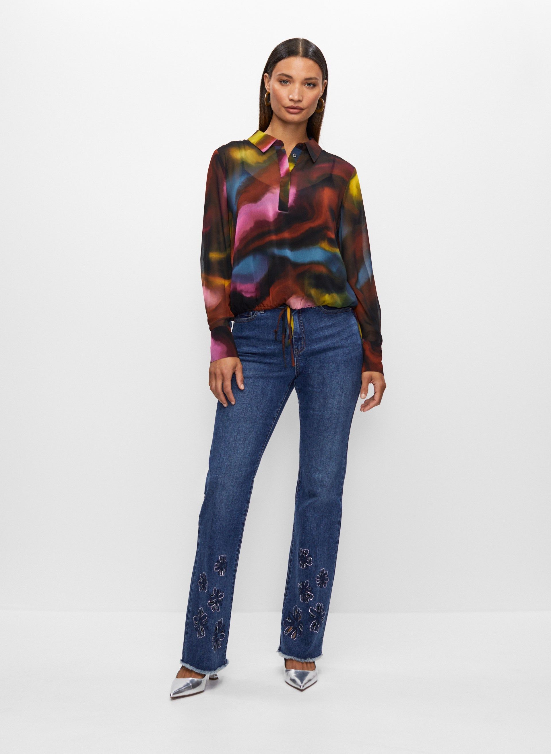 Abstract Motif Blouse sold by Melanie Lyne product image thumbnail 3