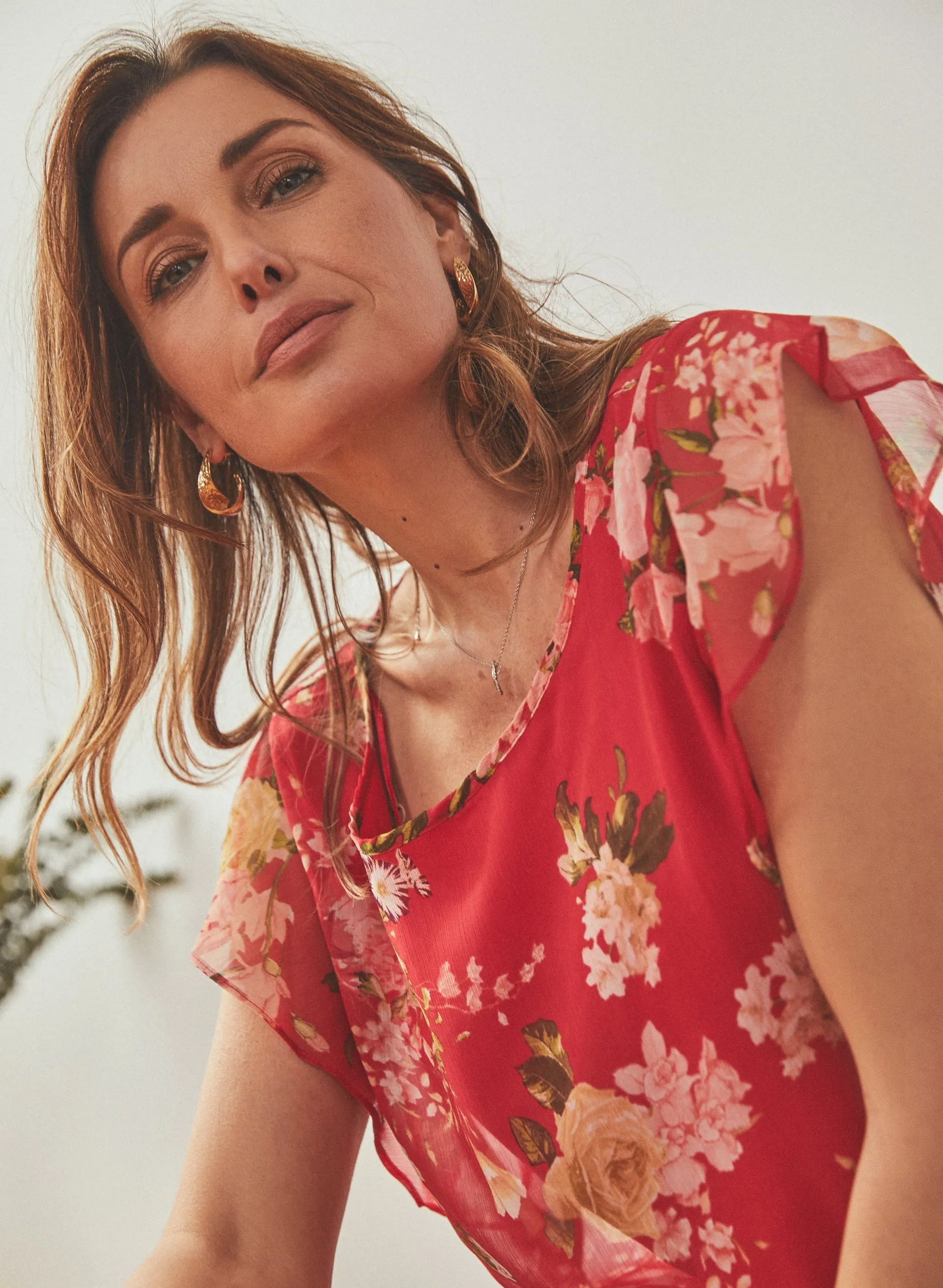Vince Camuto - Floral Print Flutter Sleeve Blouse sold by Melanie Lyne product image thumbnail 4