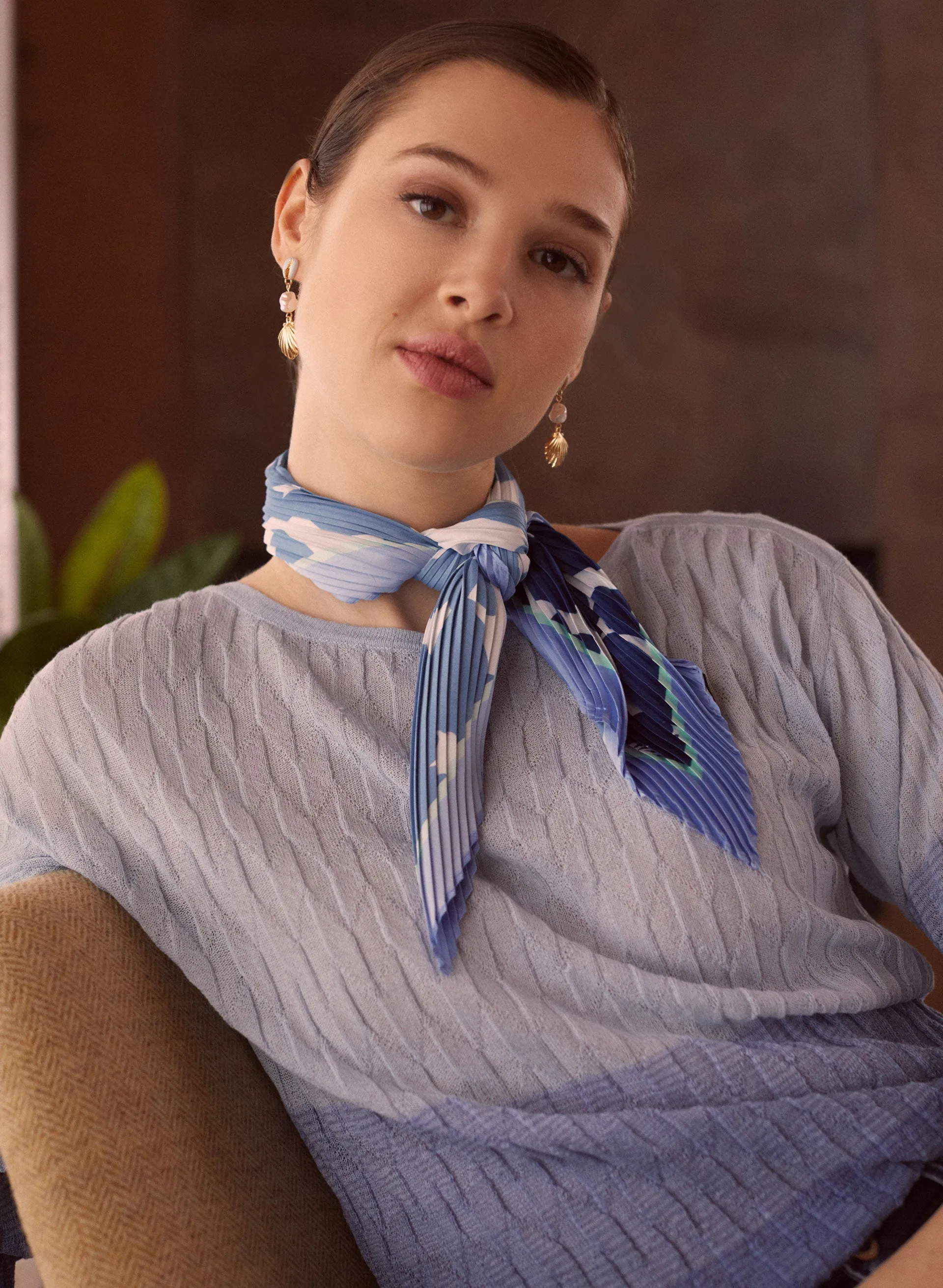 Long Sleeve Gradient Sweater sold by Melanie Lyne product image thumbnail 4