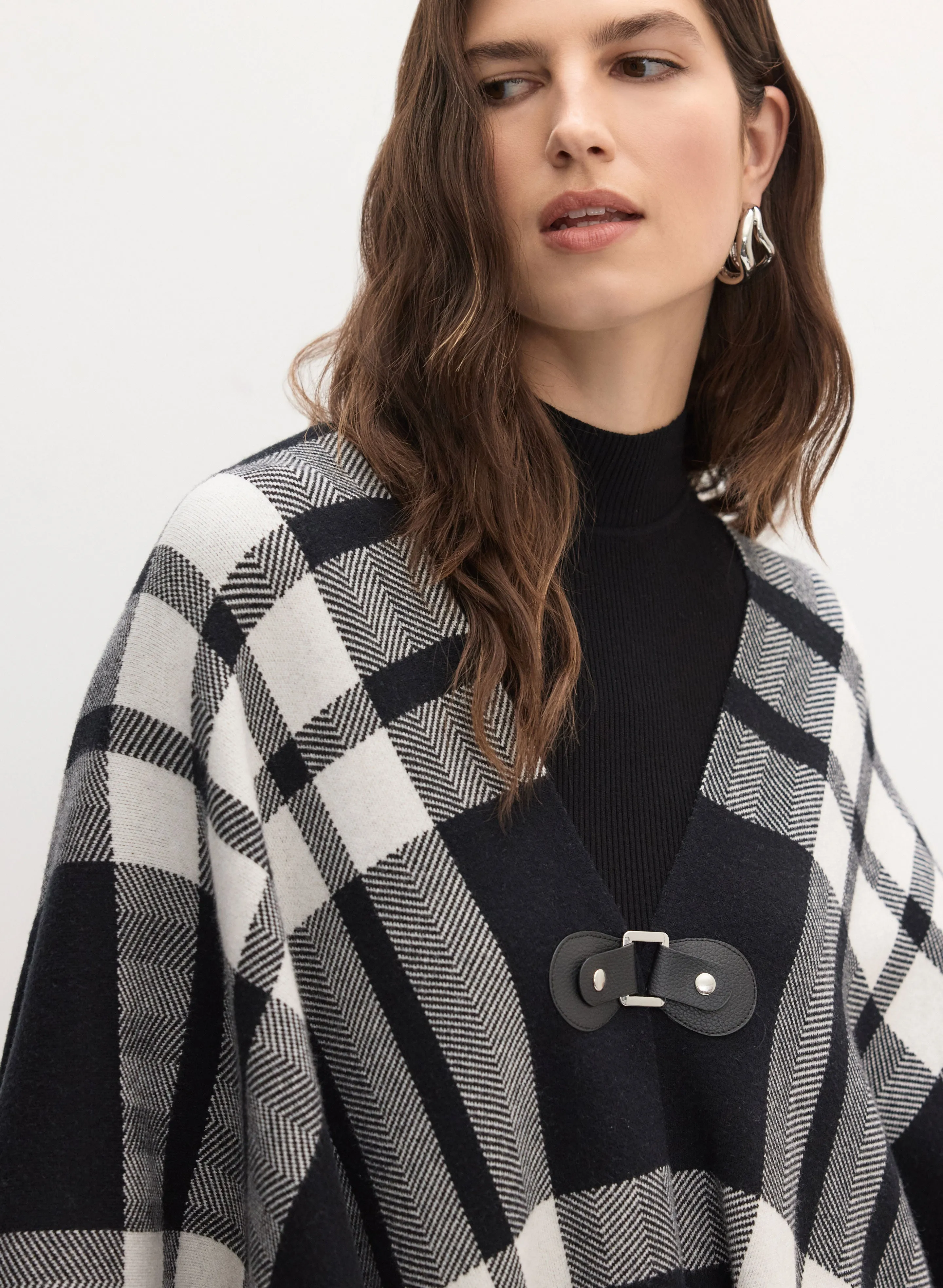 Checked Motif Poncho sold by Melanie Lyne product image thumbnail 2