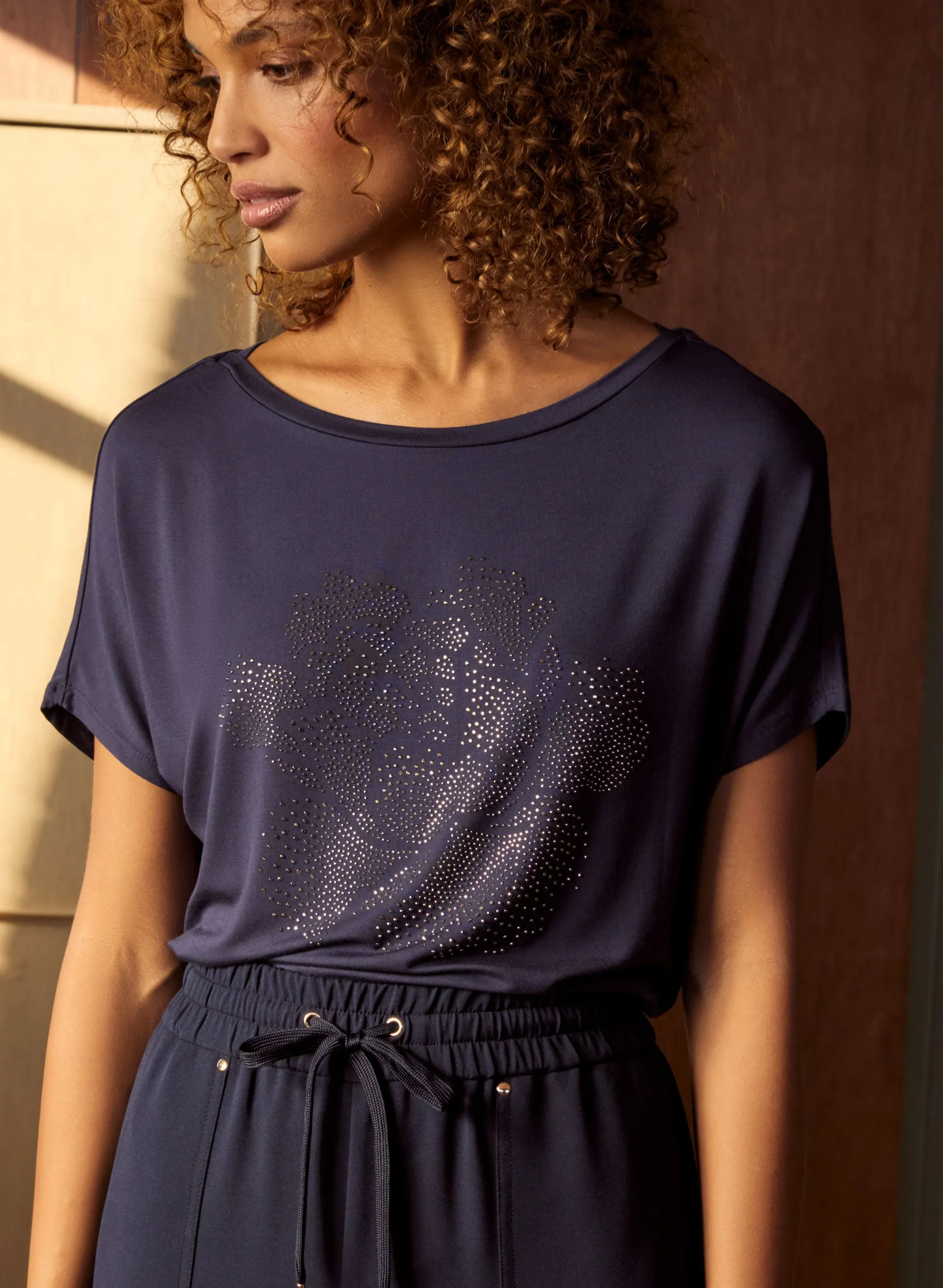 Flower Detail Short Sleeve Tee sold by Melanie Lyne product image thumbnail 2