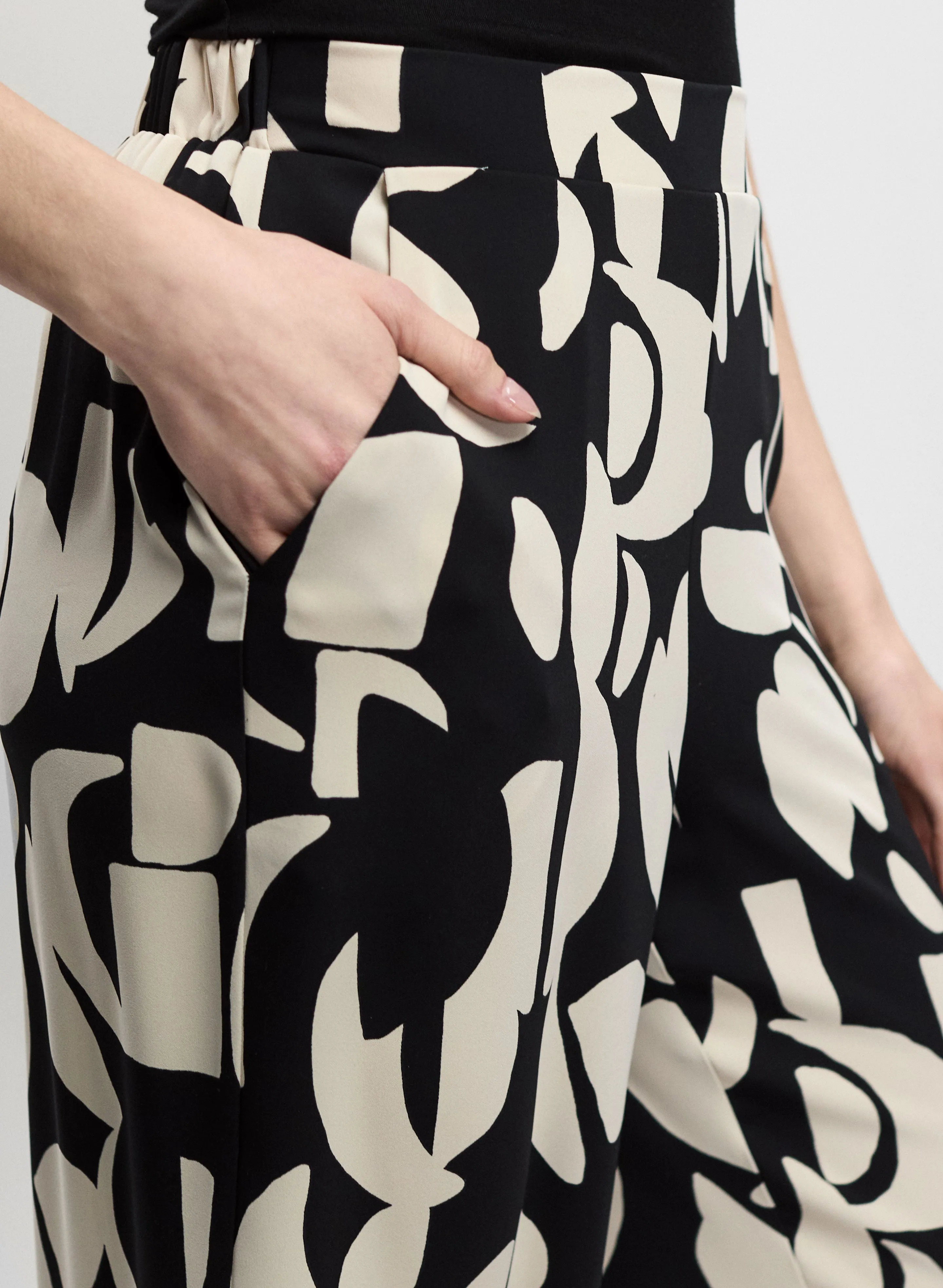 Joseph Ribkoff - Wide Leg Pull-On Pants sold by Melanie Lyne product image thumbnail 5