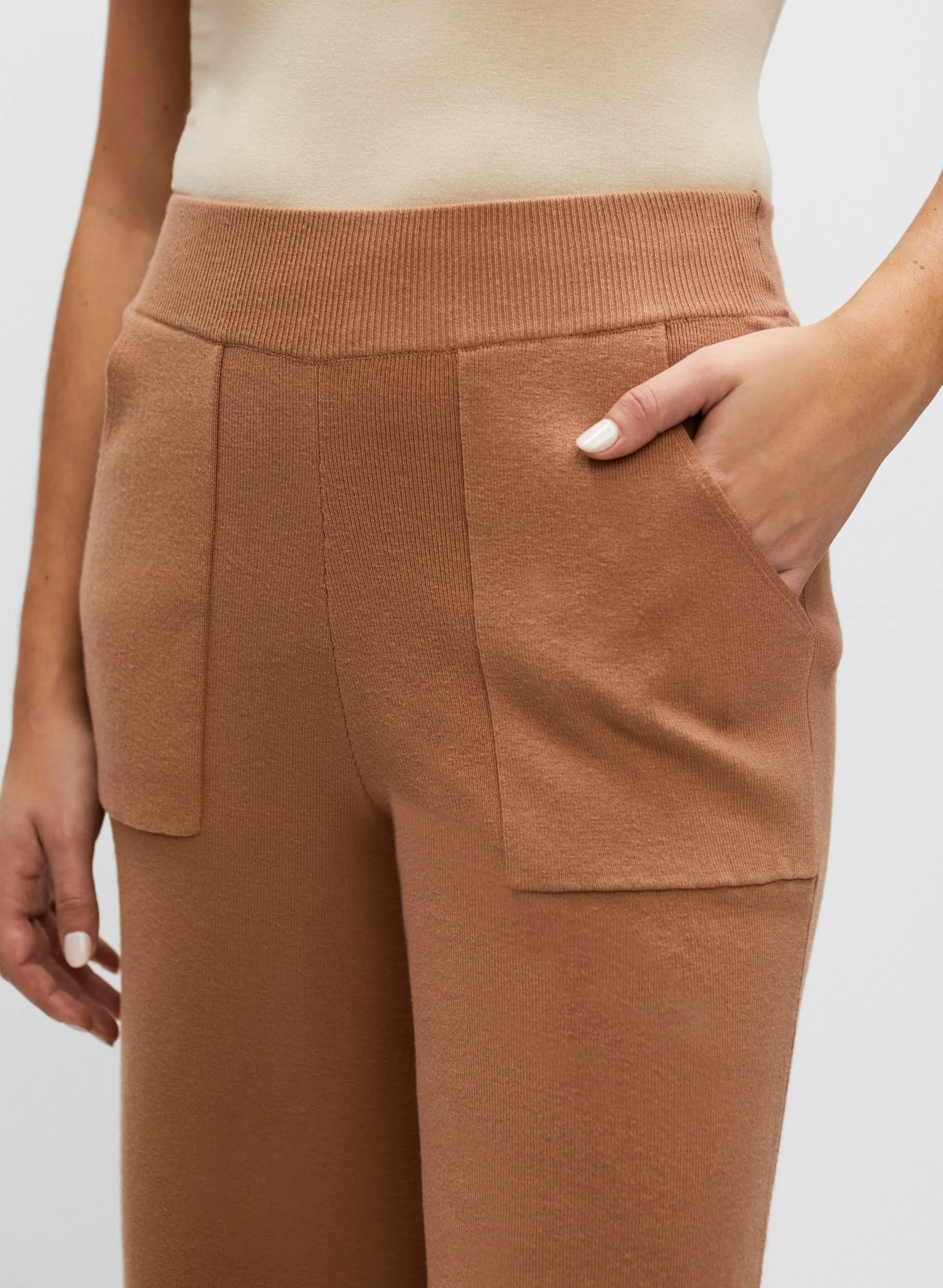 Knit Culotte Pull-On Pants sold by Melanie Lyne product image thumbnail 4