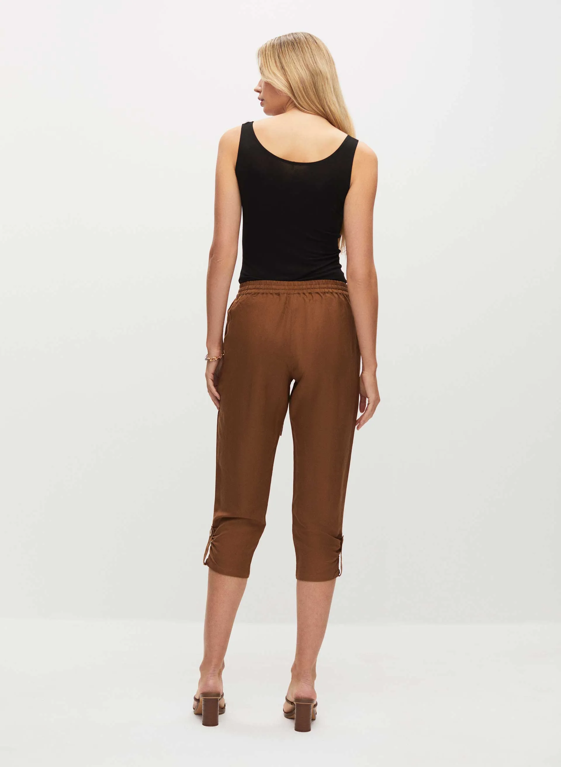 Linen Jogger Capris sold by Melanie Lyne product image thumbnail 2