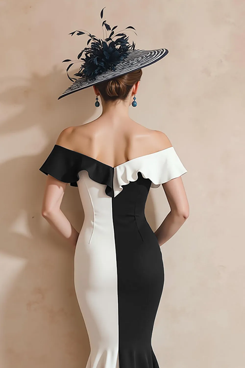 Black and White Off The Shoulder Mermaid Long Mother of the Bride Dress sold by Wedtrend product image thumbnail 4