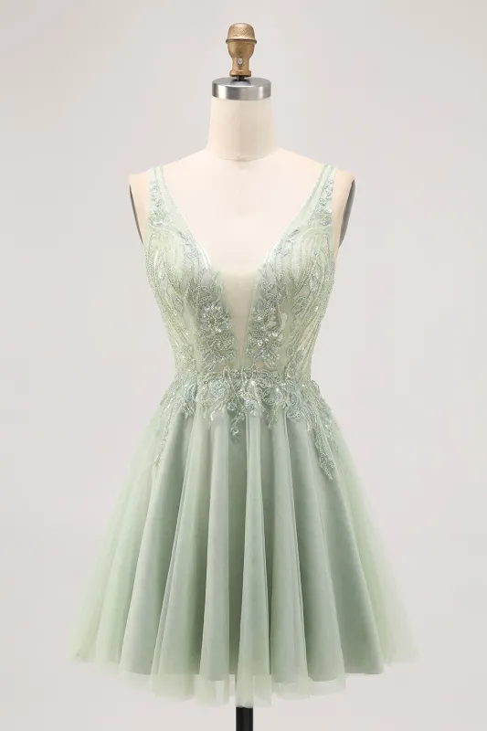 Green A Line V Neck Tulle Backless Short Homecoming Dress with Sequins made by Wedtrend