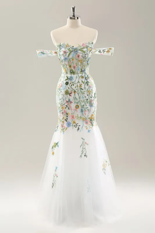 Mermaid Sweetheart Corset Long Wedding Dress with Embroidery made by Wedtrend