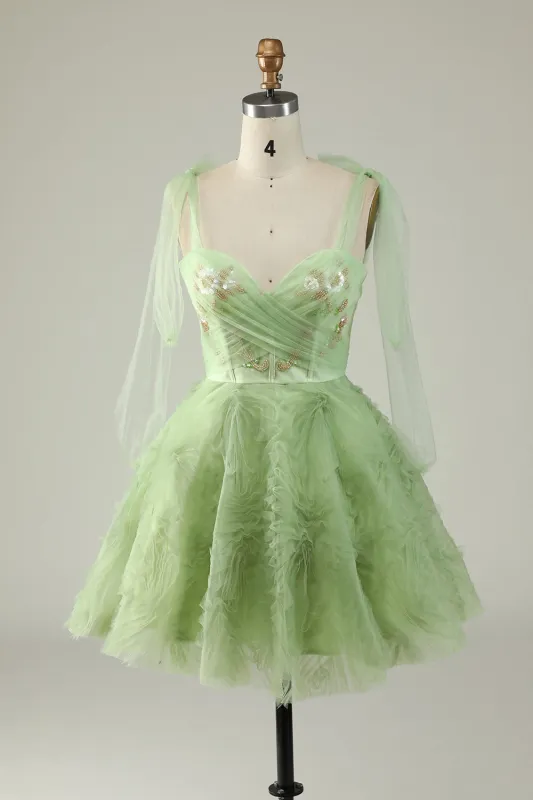 Green A Line Sweetheart Short Homecoming Dress with Appliques Sequins made by Wedtrend