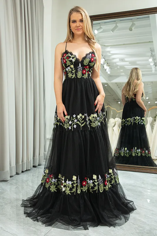 Black A-Line Spaghetti Straps Long Tulle Prom Dress With Embroidery made by Wedtrend