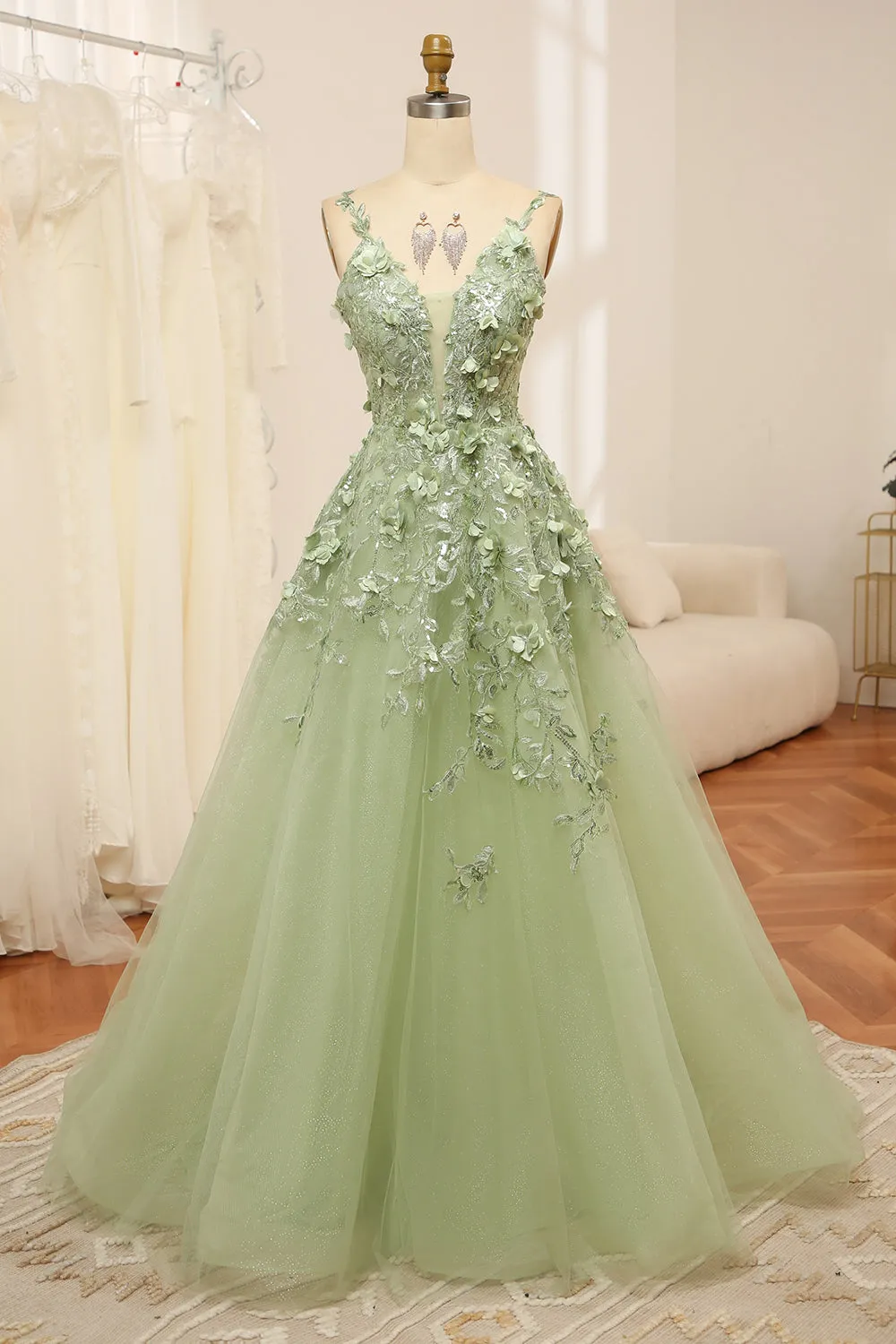 Green A Line Spaghetti Straps Tulle Long Prom Dress With Appliques sold by Wedtrend