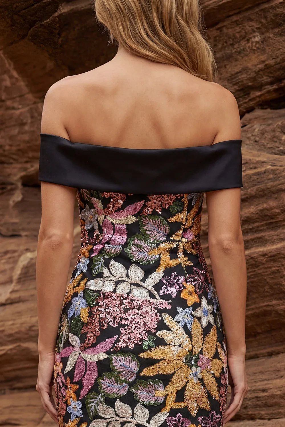 Black Off the Shoulder Bodycon Sequin Cocktail Dress sold by Wedtrend product image thumbnail 4