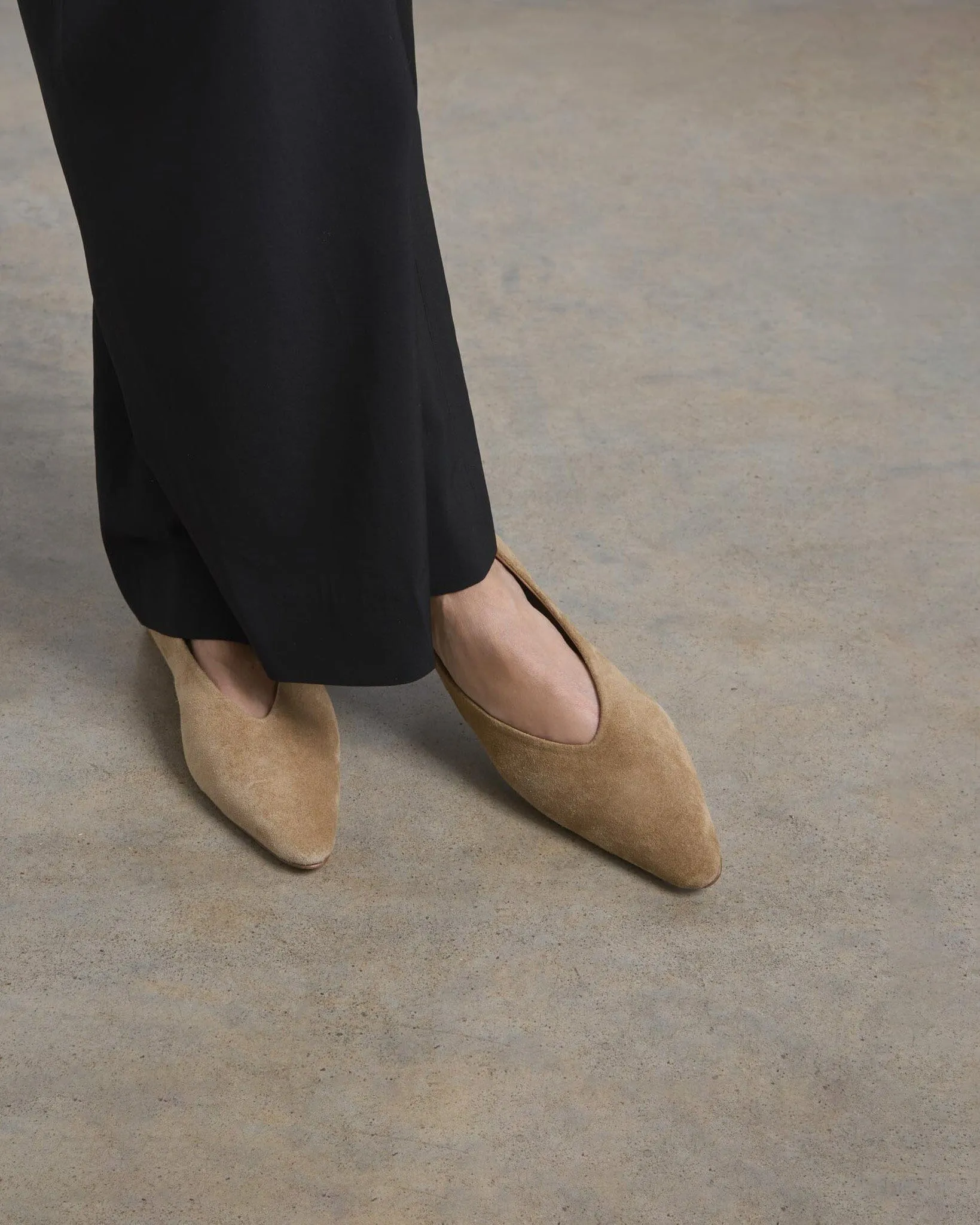 Topo Flat, Sand sold by Dear Frances product image thumbnail 5