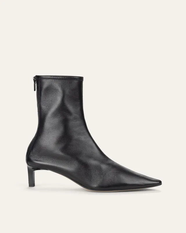 Topo Bootie, Black made by Dear Frances