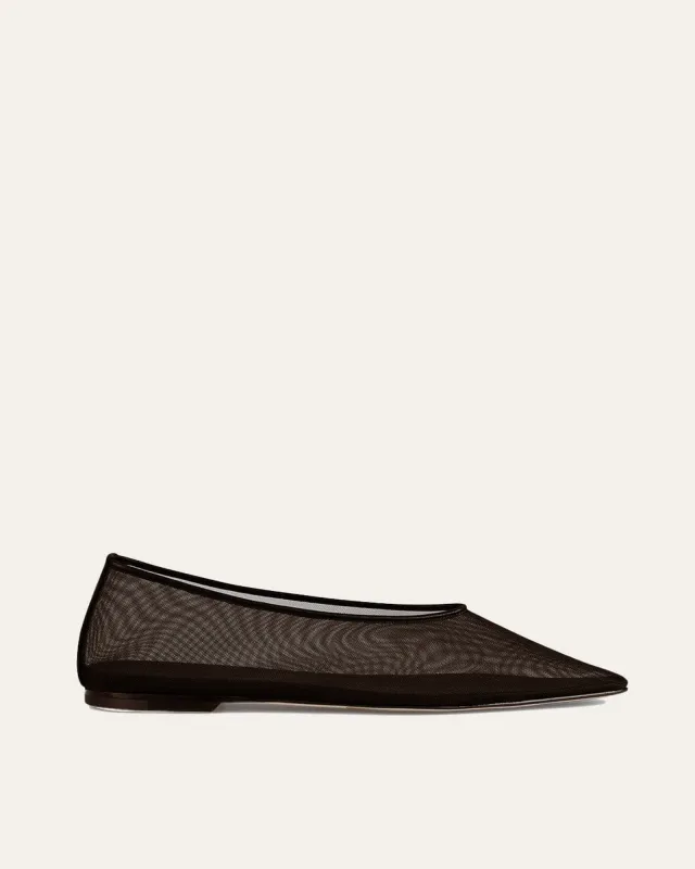 Topo Flat, Espresso Mesh made by Dear Frances
