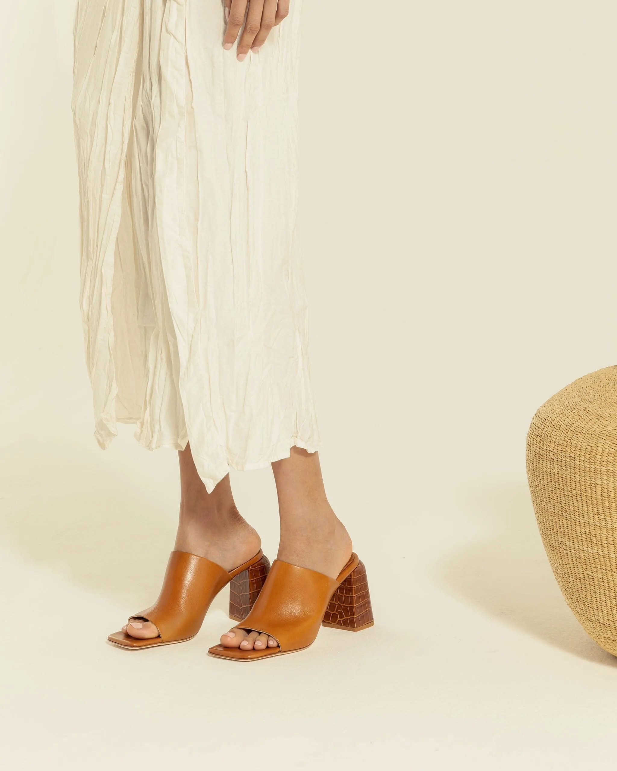 Deri Mule, Saddle sold by Dear Frances product image thumbnail 3