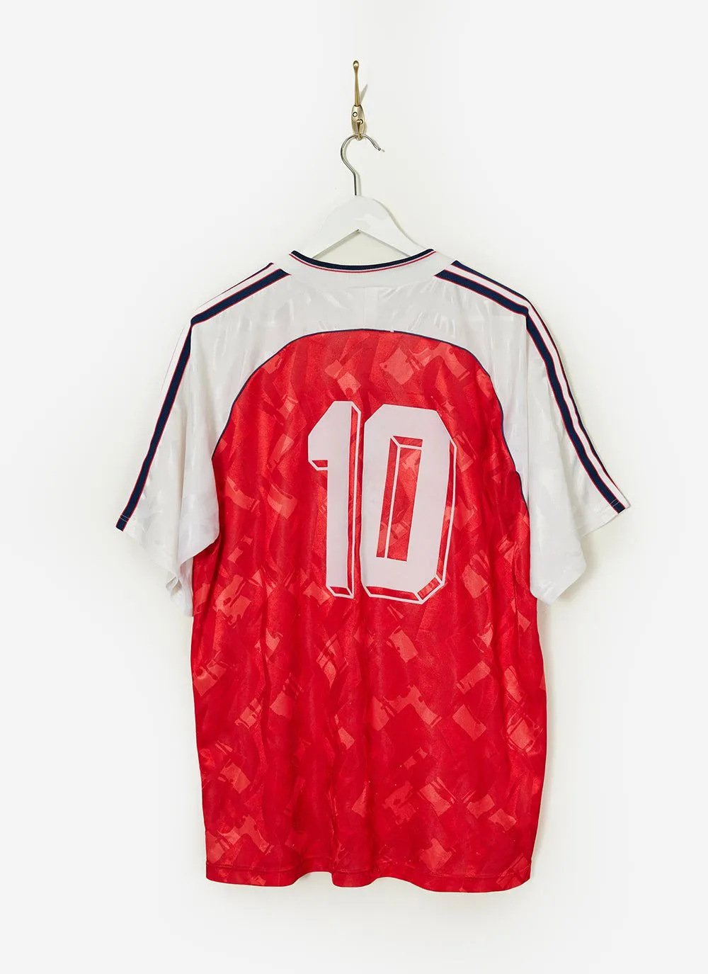 90s Vintage Shirt #47 | Percival x Classic Football Shirts | Red sold by Percival product image thumbnail 2