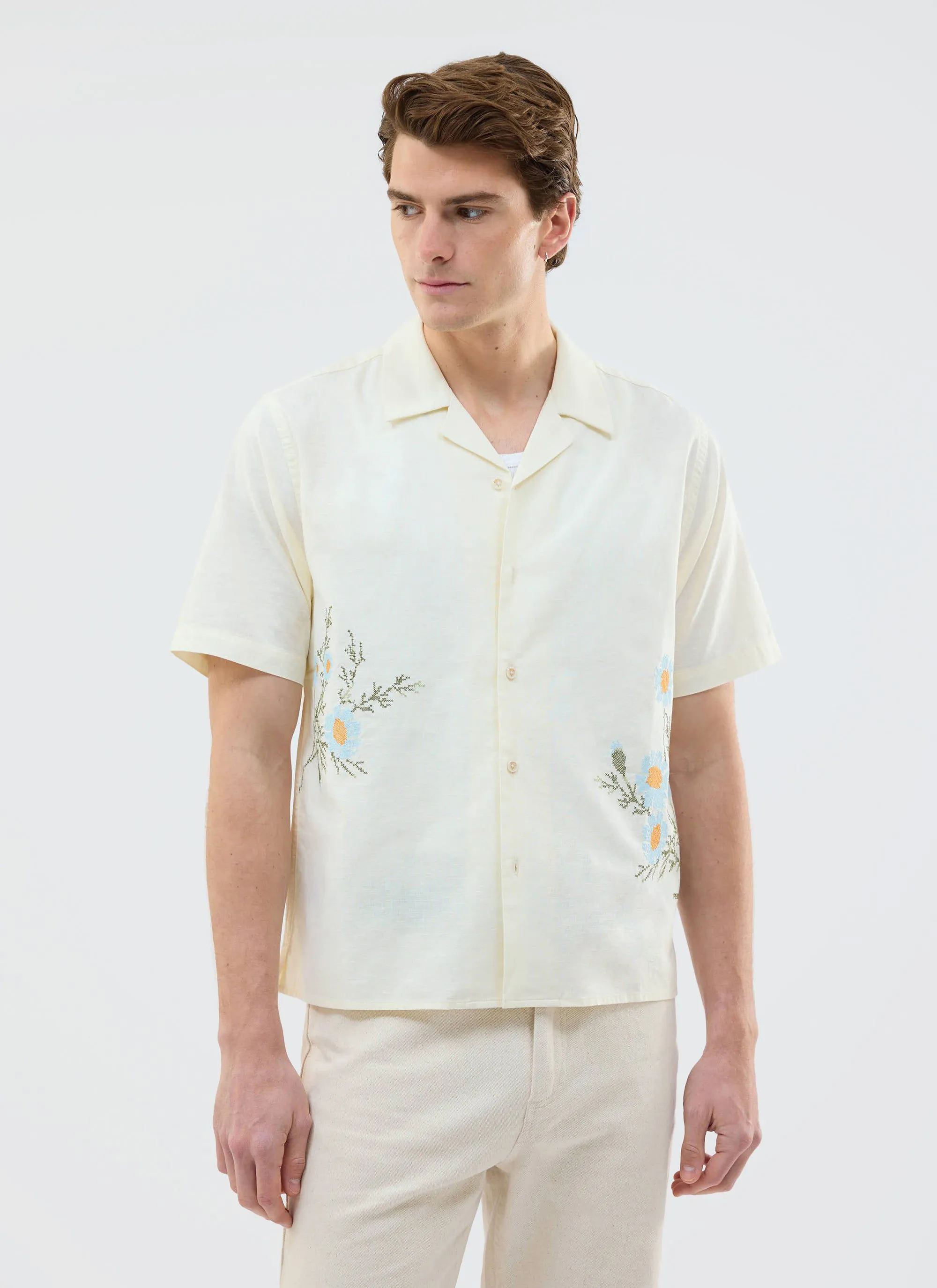Cross Stitch Daisy Clerk Shirt | White sold by Percival product image thumbnail 4