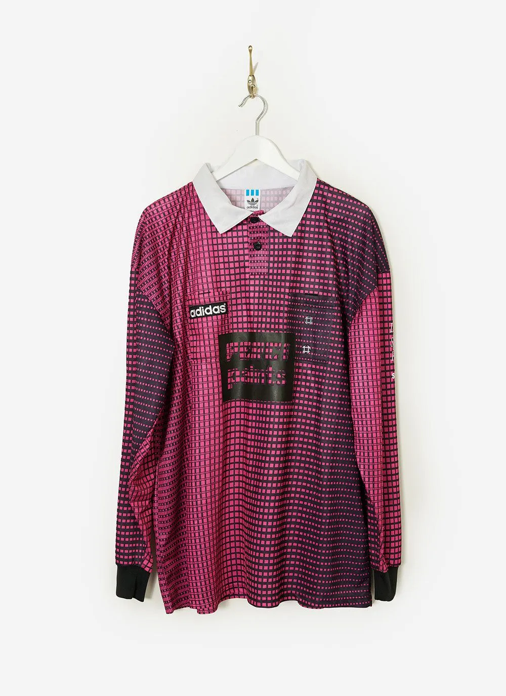90s Vintage Shirt #59 | Percival x Classic Football Shirts | Pink sold by Percival product image thumbnail 3