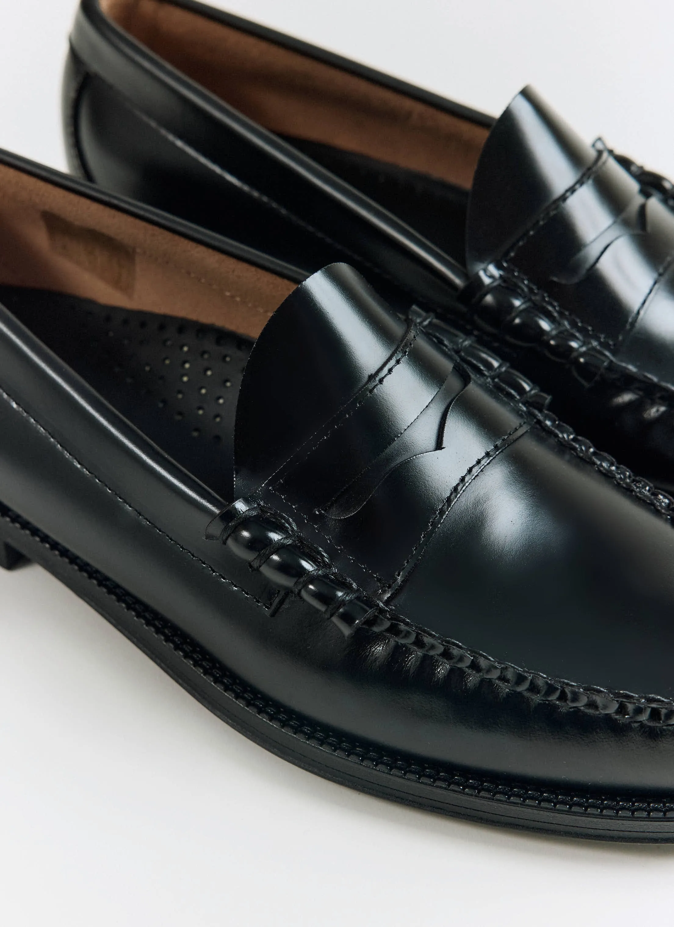 G.H.Bass | Weejun II Larson Moc Penny Loafer | Black sold by Percival product image thumbnail 3