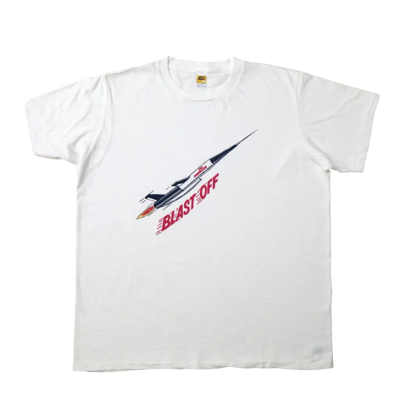 Graphic Tees / Blast Off / White made by Velva Sheen