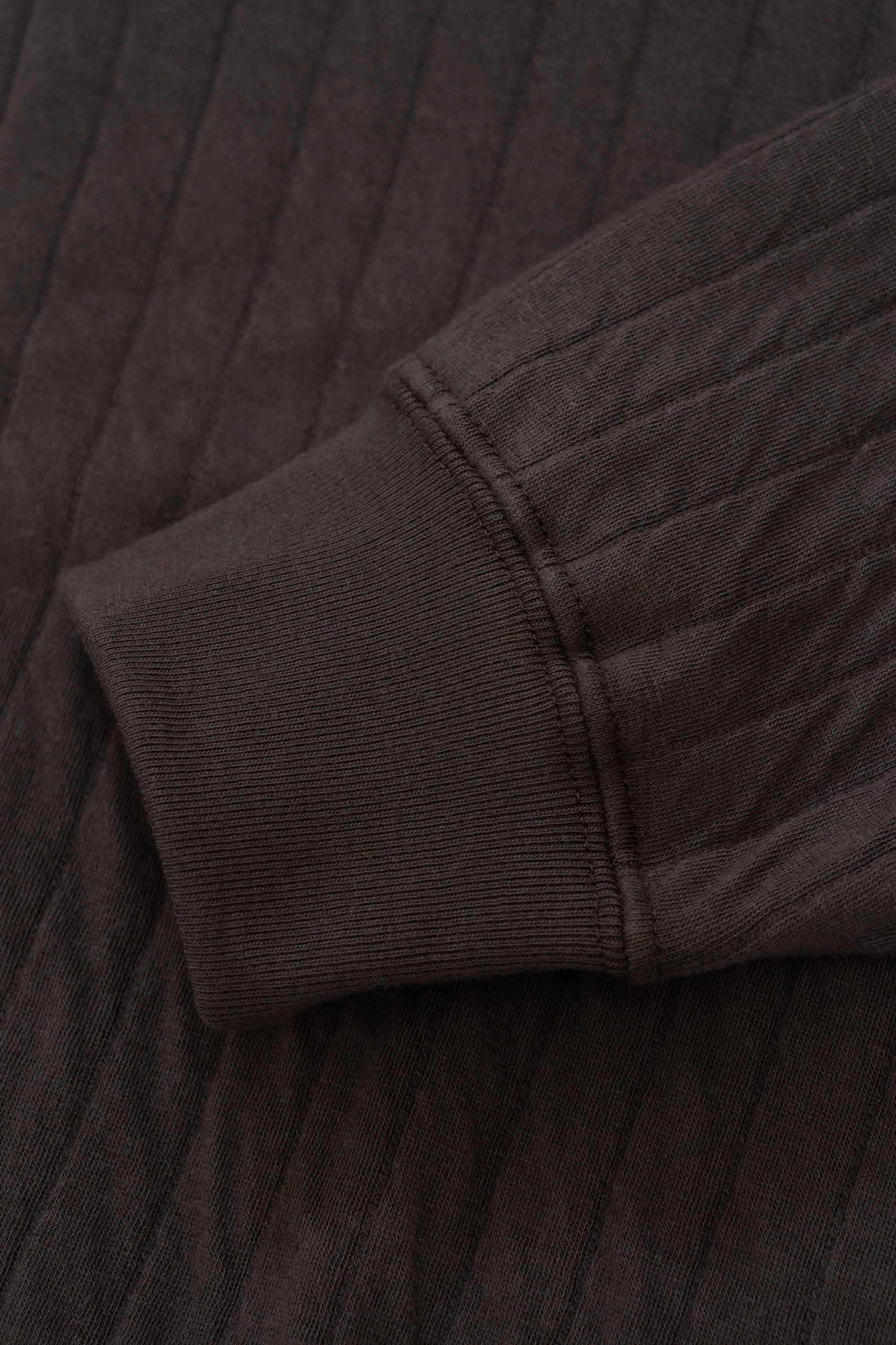 QUILTED ZIP UP - TIRE BLACK sold by Lady White Co. product image thumbnail 5