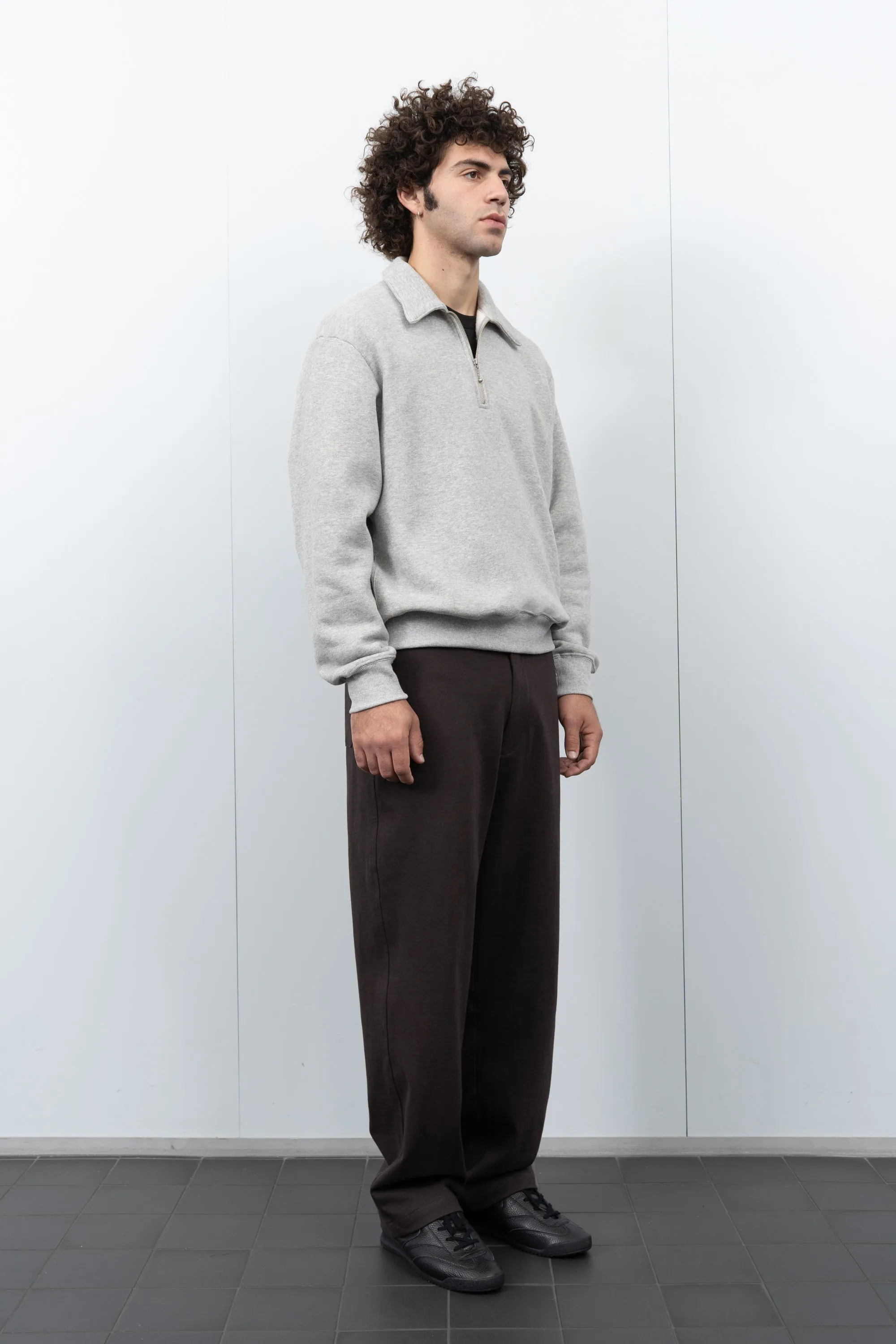 CW QUARTER ZIP SWEATSHIRT - HEATHER GREY sold by Lady White Co. product image thumbnail 2