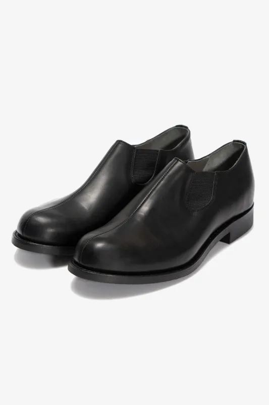 SPLIT SEAM SHOE - BLACK sold by Lady White Co.
